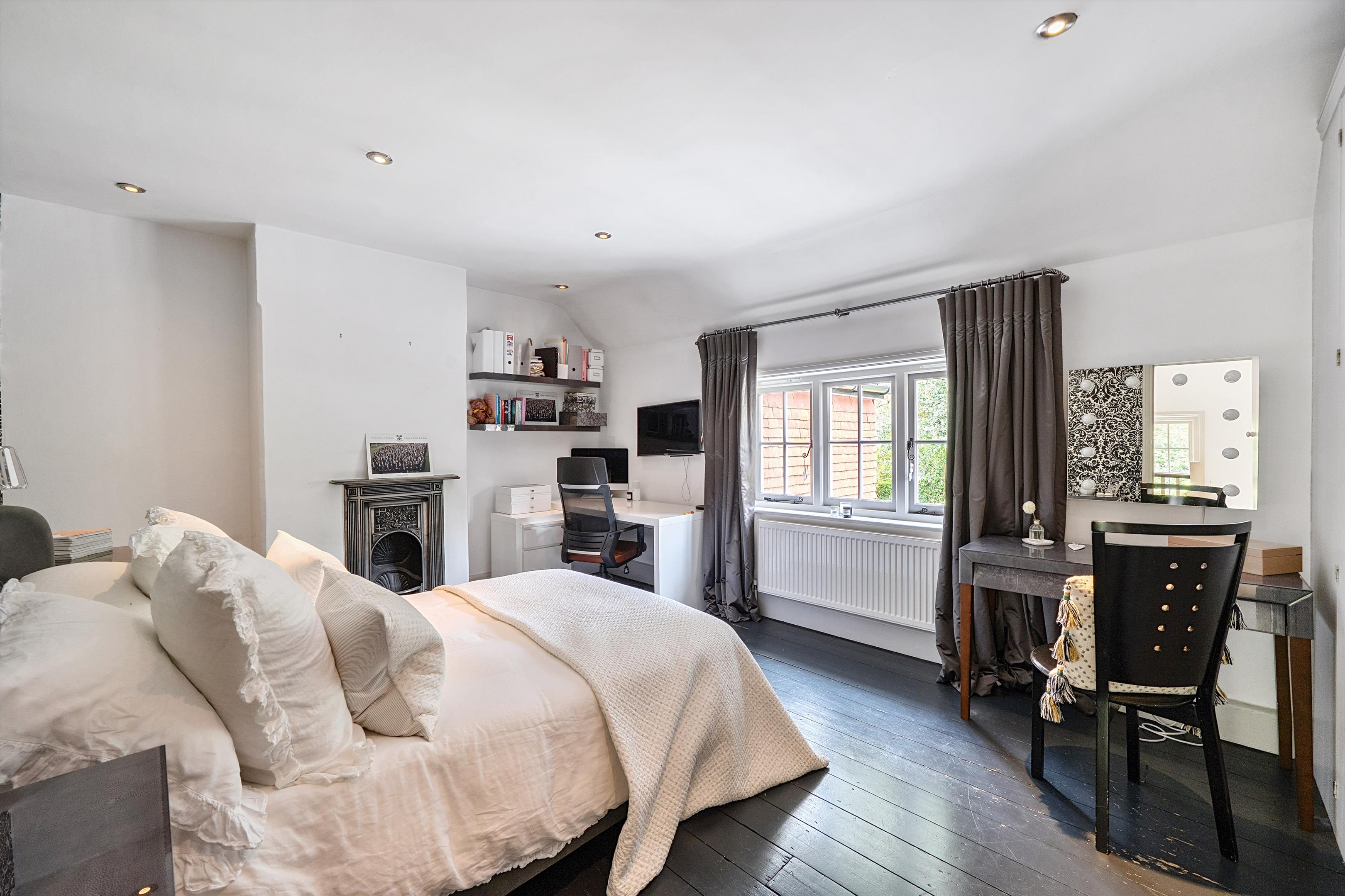Ockham Road South, East Horsley, Surrey KT24