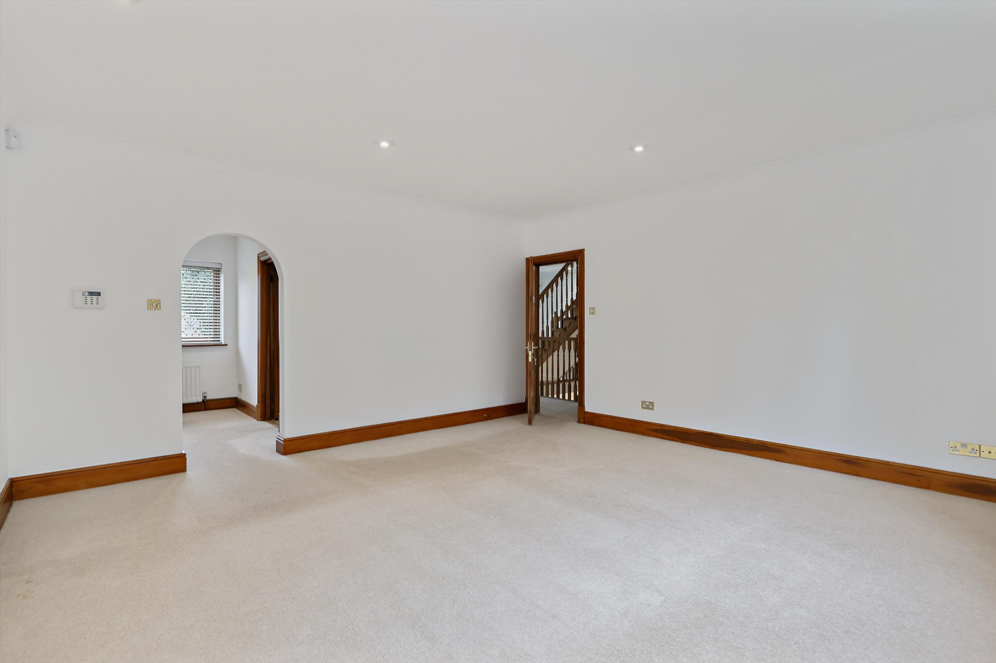 Fairfield Park, Cobham, Surrey, KT11