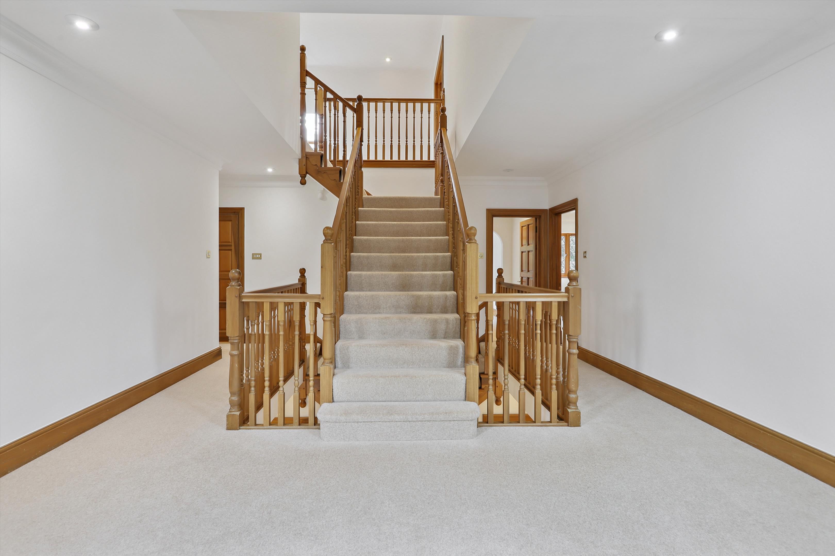 Fairfield Park, Cobham, Surrey, KT11