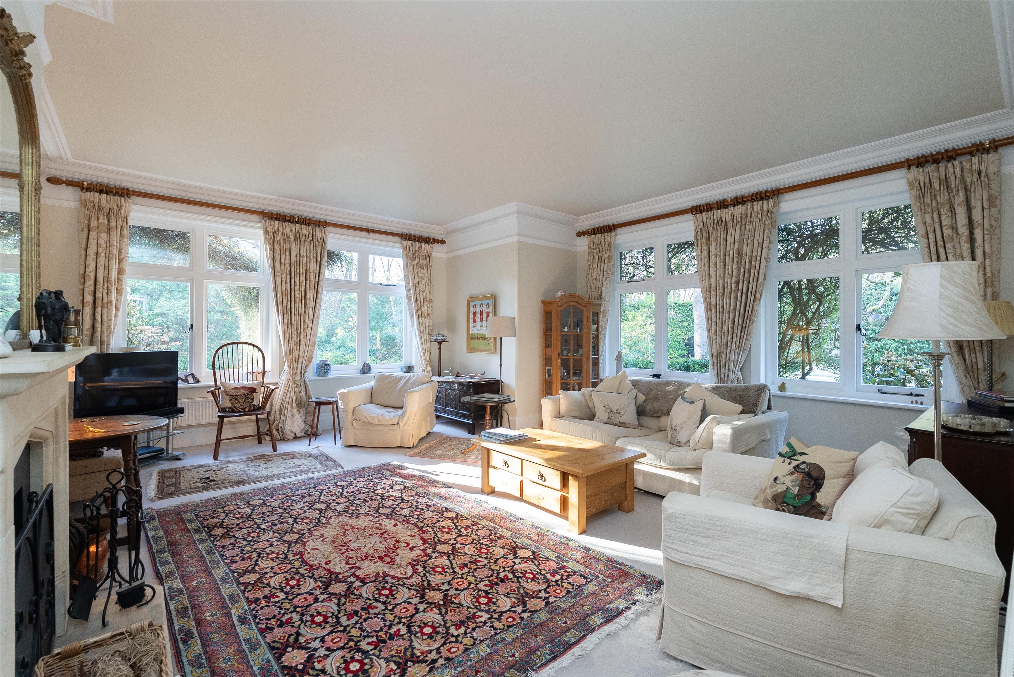 Lingwood, Byfleet Road, Cobham, KT11