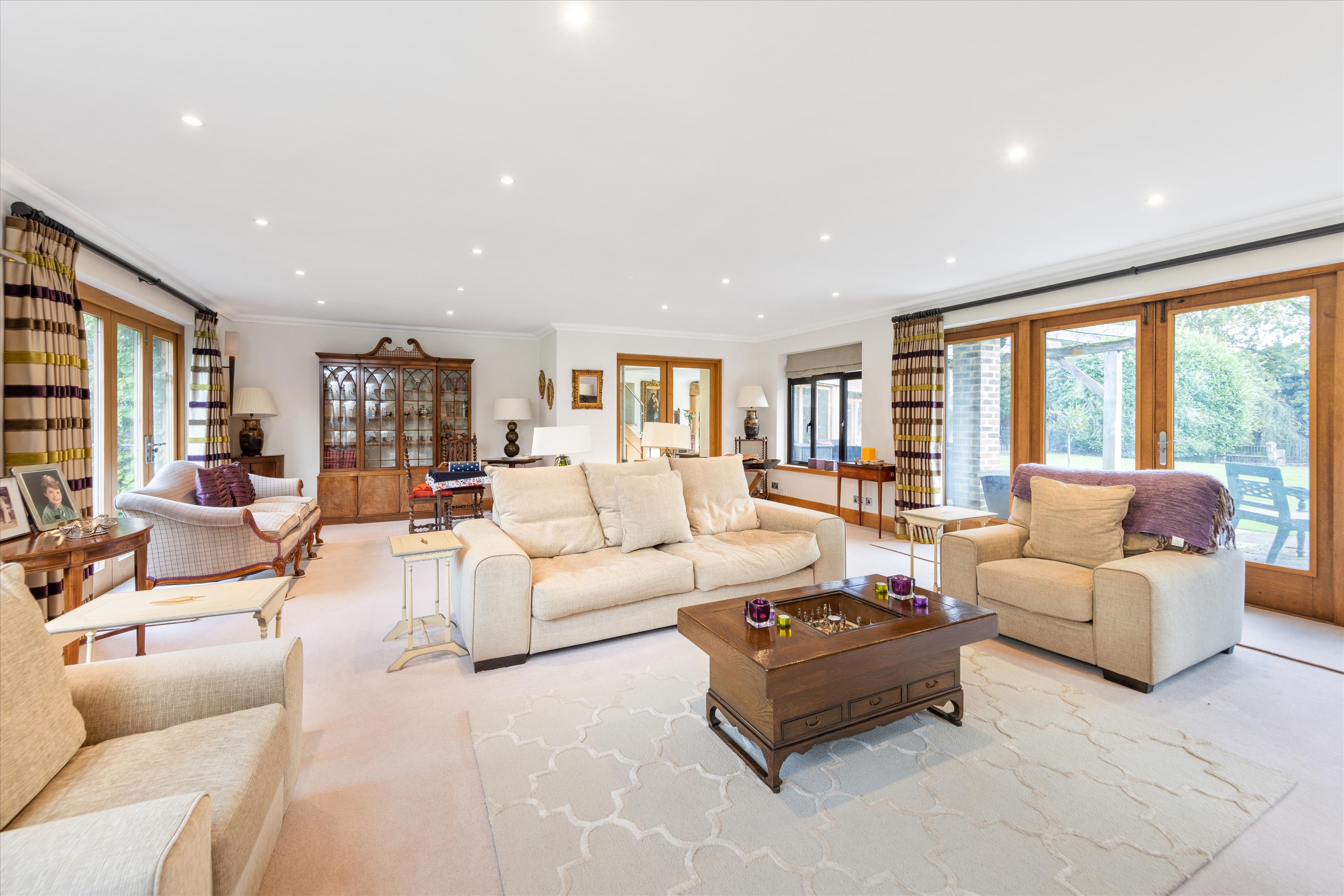 Send Marsh Green, Ripley, Woking, Surrey, GU23
