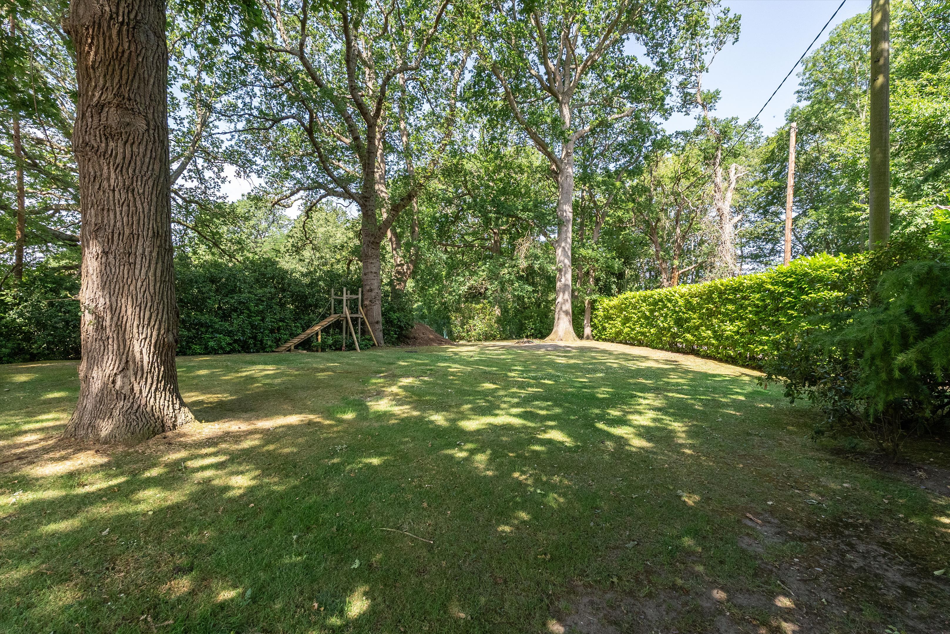Redhill Road, Cobham, Surrey, KT11
