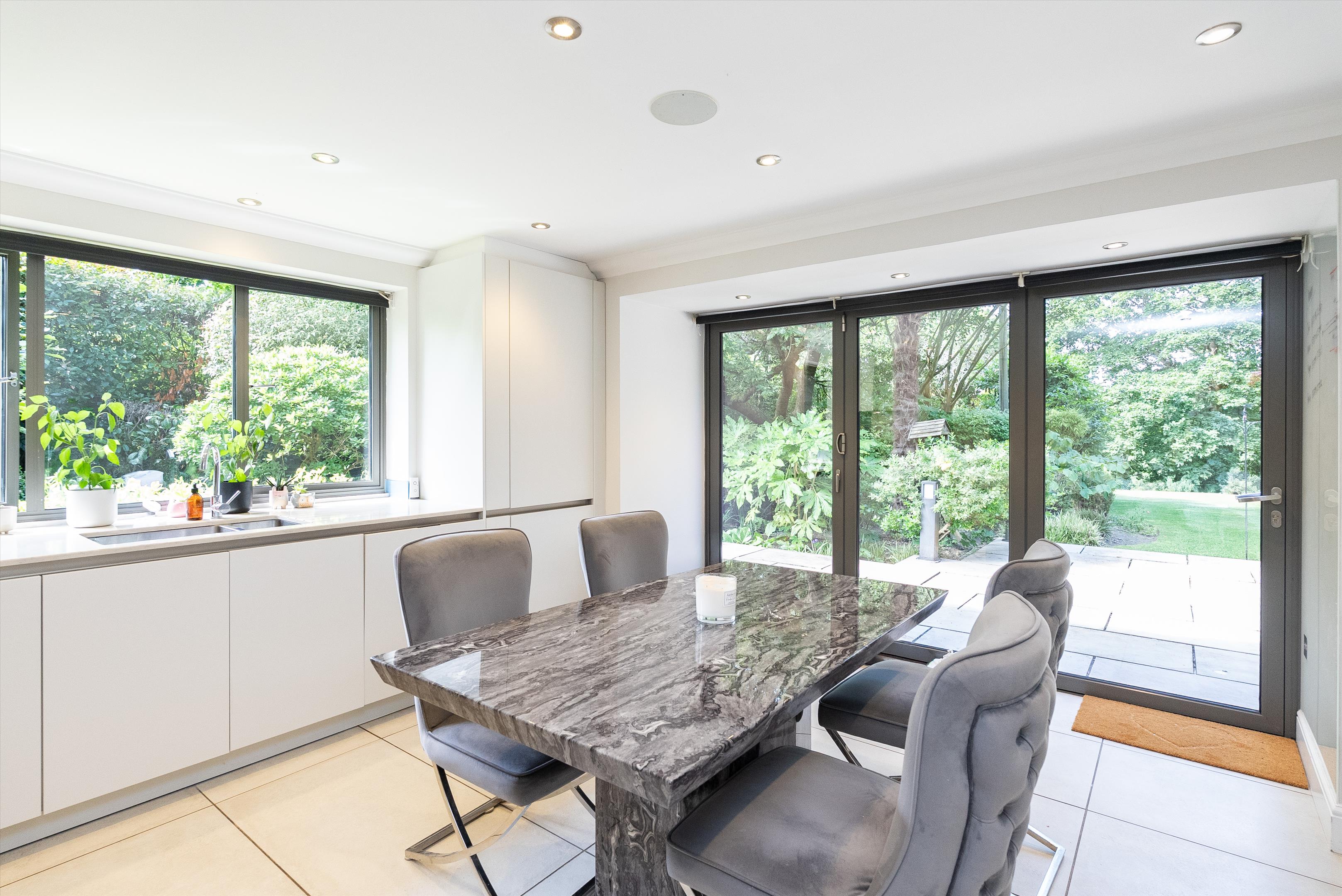 Redhill Road, Cobham, Surrey, KT11