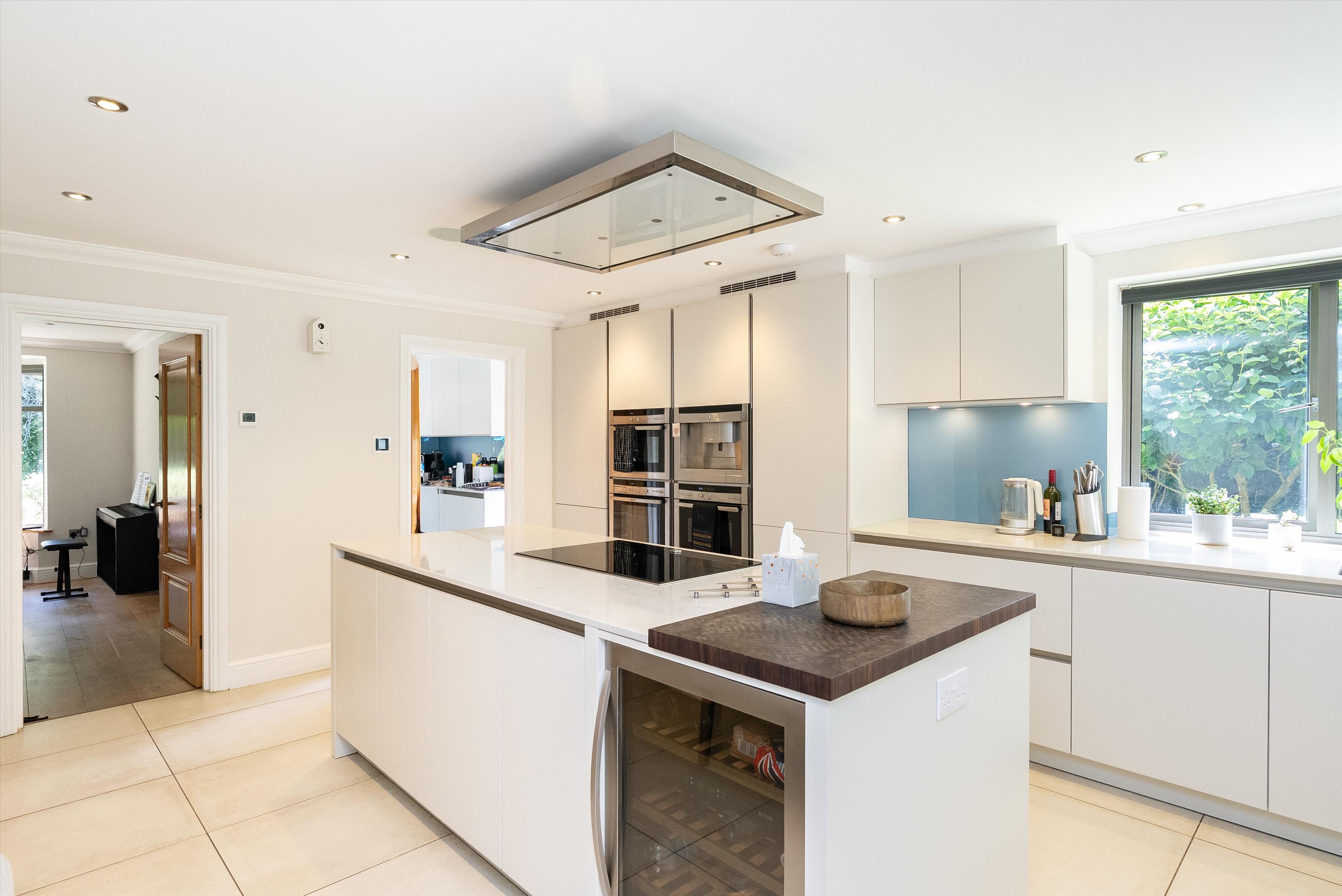 Redhill Road, Cobham, Surrey, KT11
