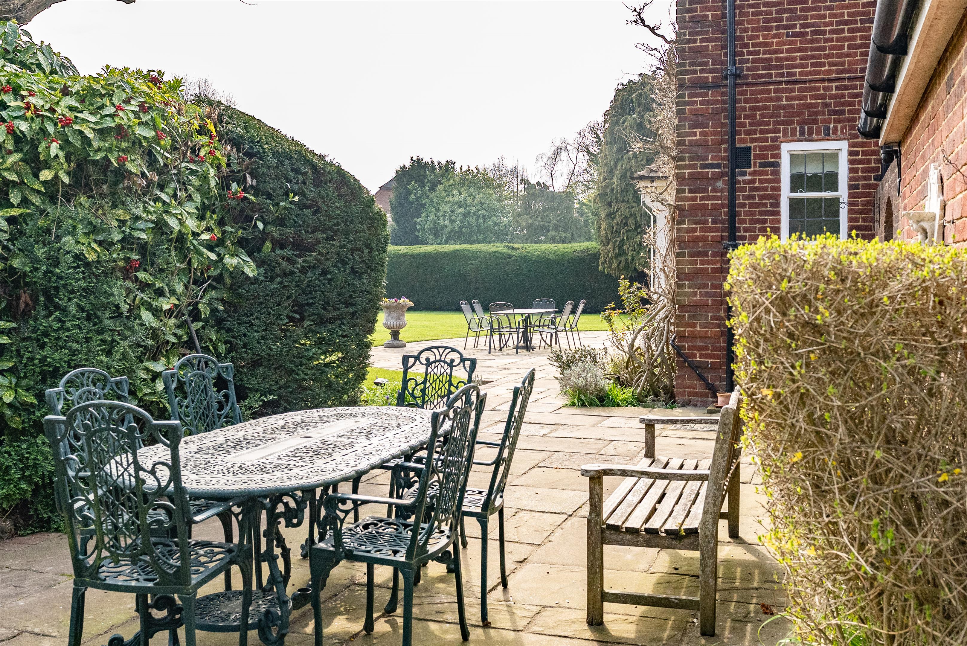 Leigh Hill Road, Cobham, Surrey, KT11