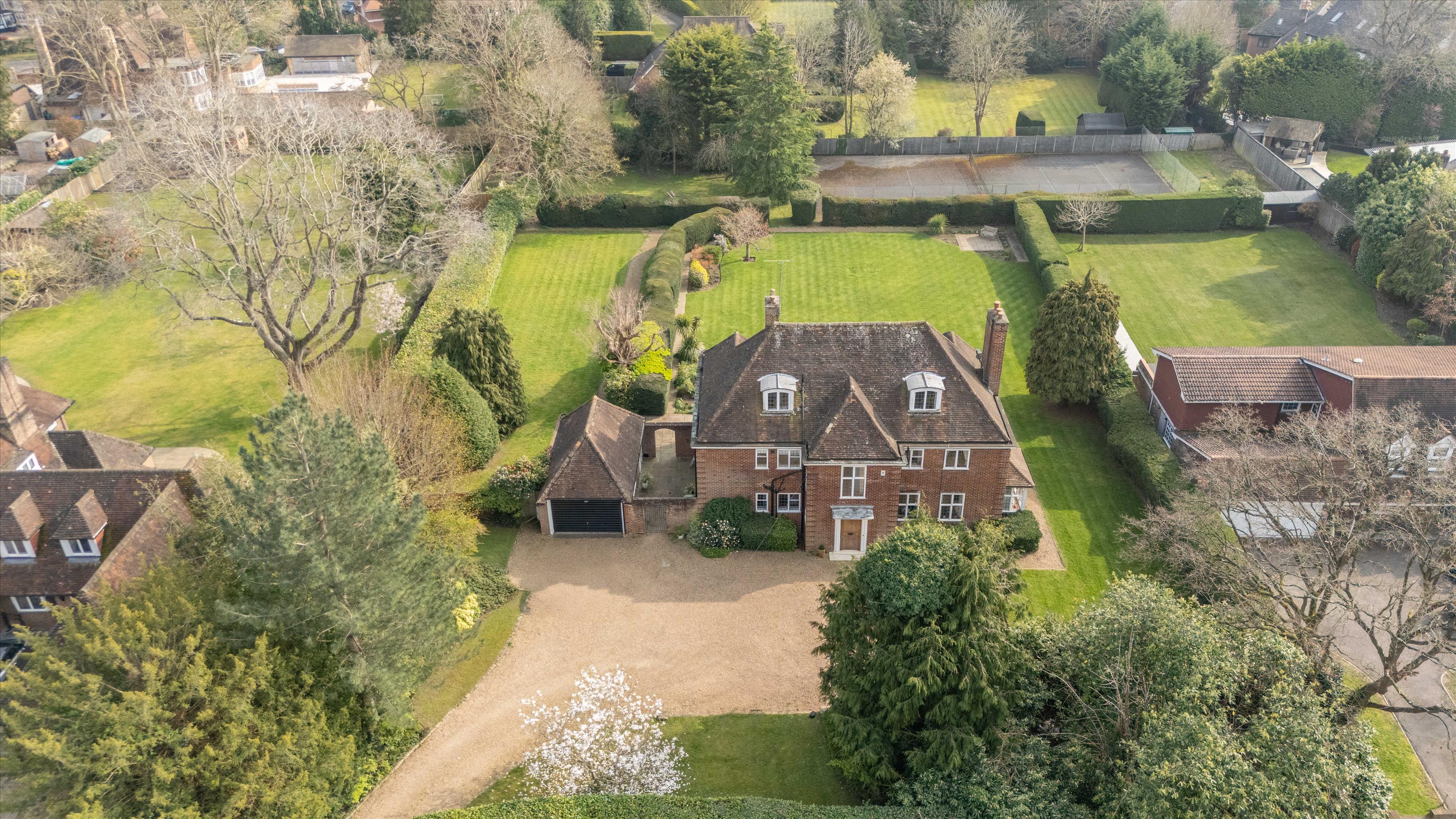 Leigh Hill Road, Cobham, Surrey, KT11