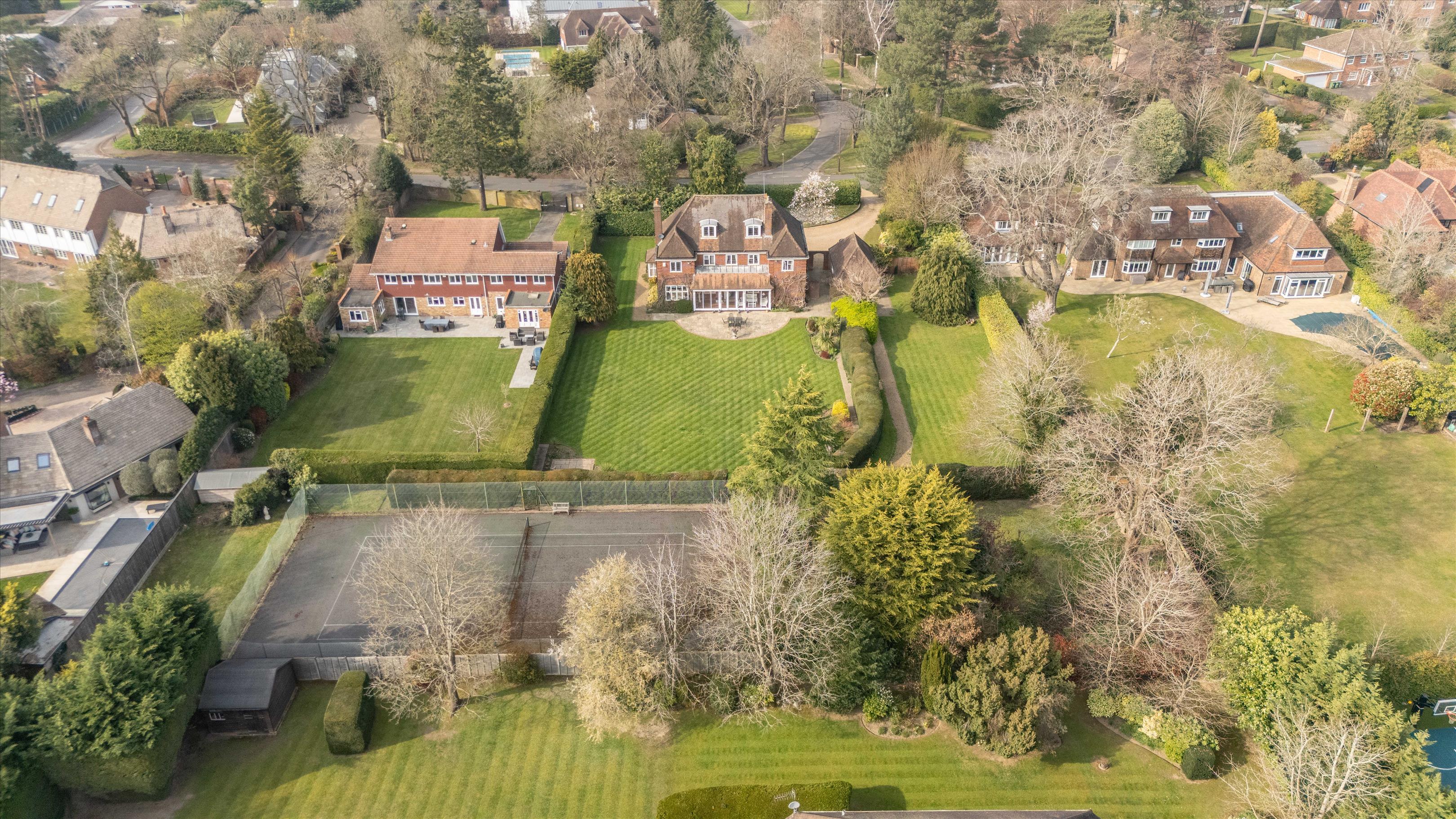 Leigh Hill Road, Cobham, Surrey, KT11