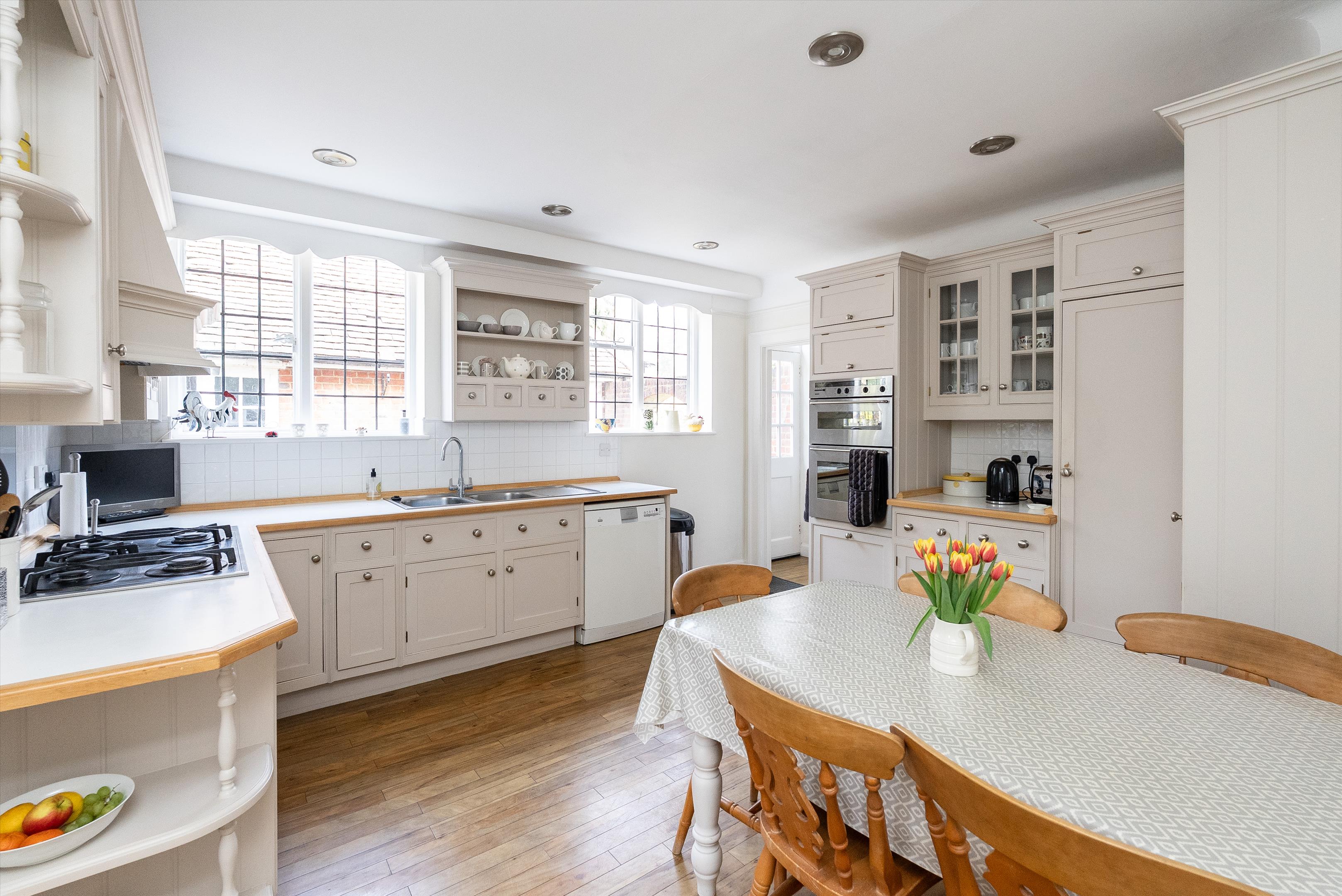 Leigh Hill Road, Cobham, Surrey, KT11