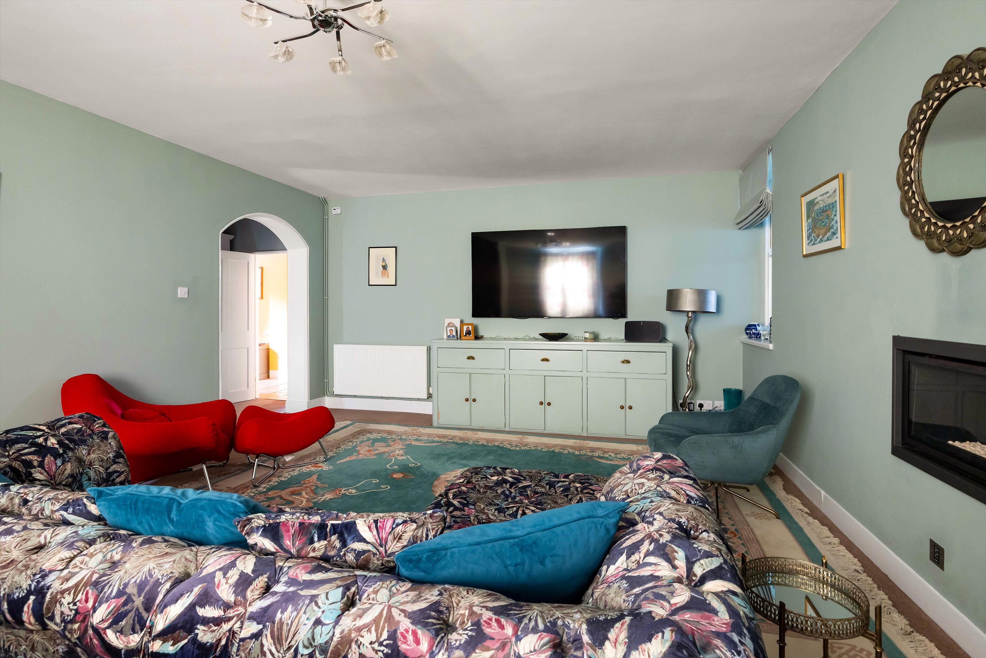 Moorend Park Road, Cheltenham, Gloucestershire GL53