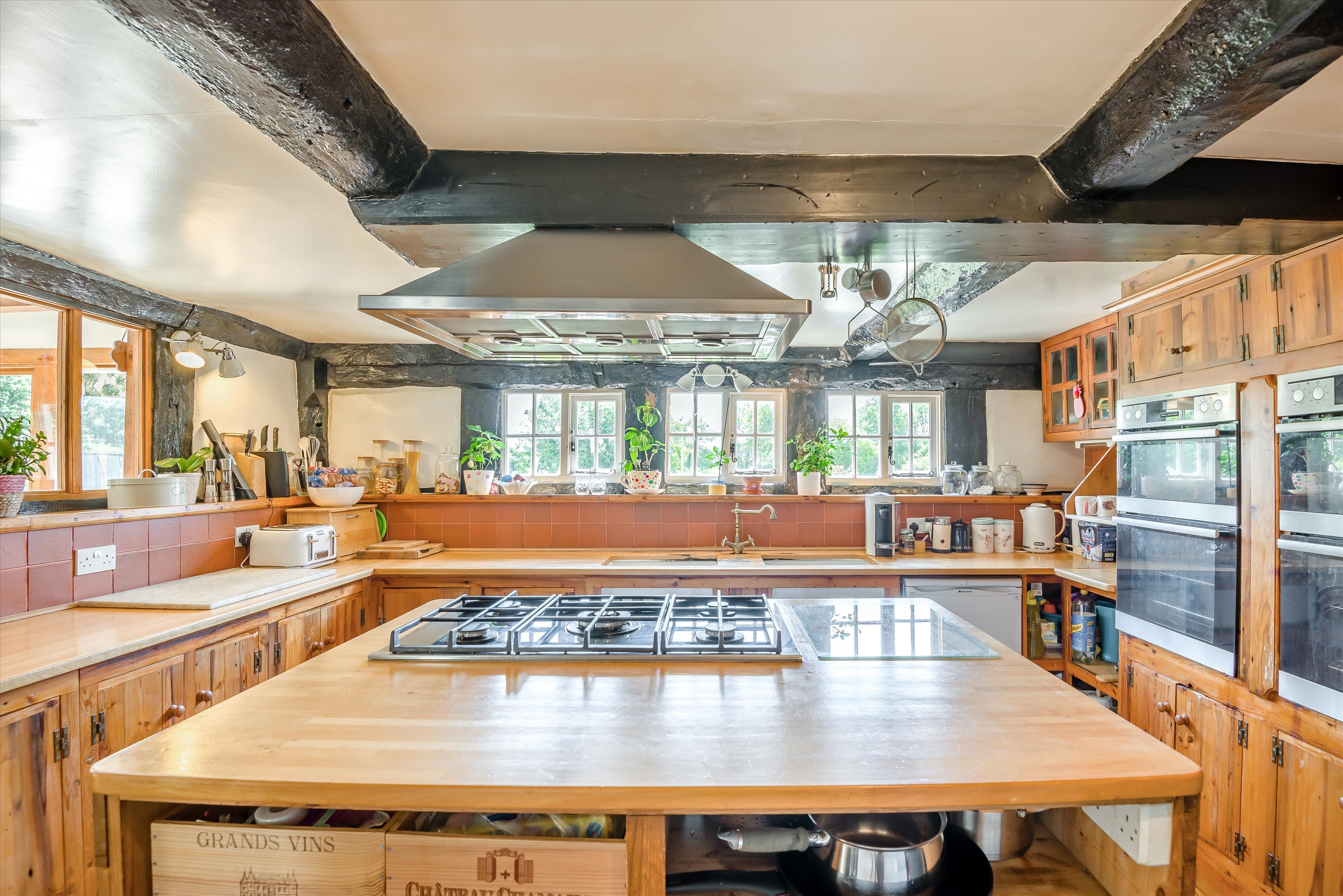 Tewkesbury Road, The Leigh, Gloucester, Gloucestershire, GL19