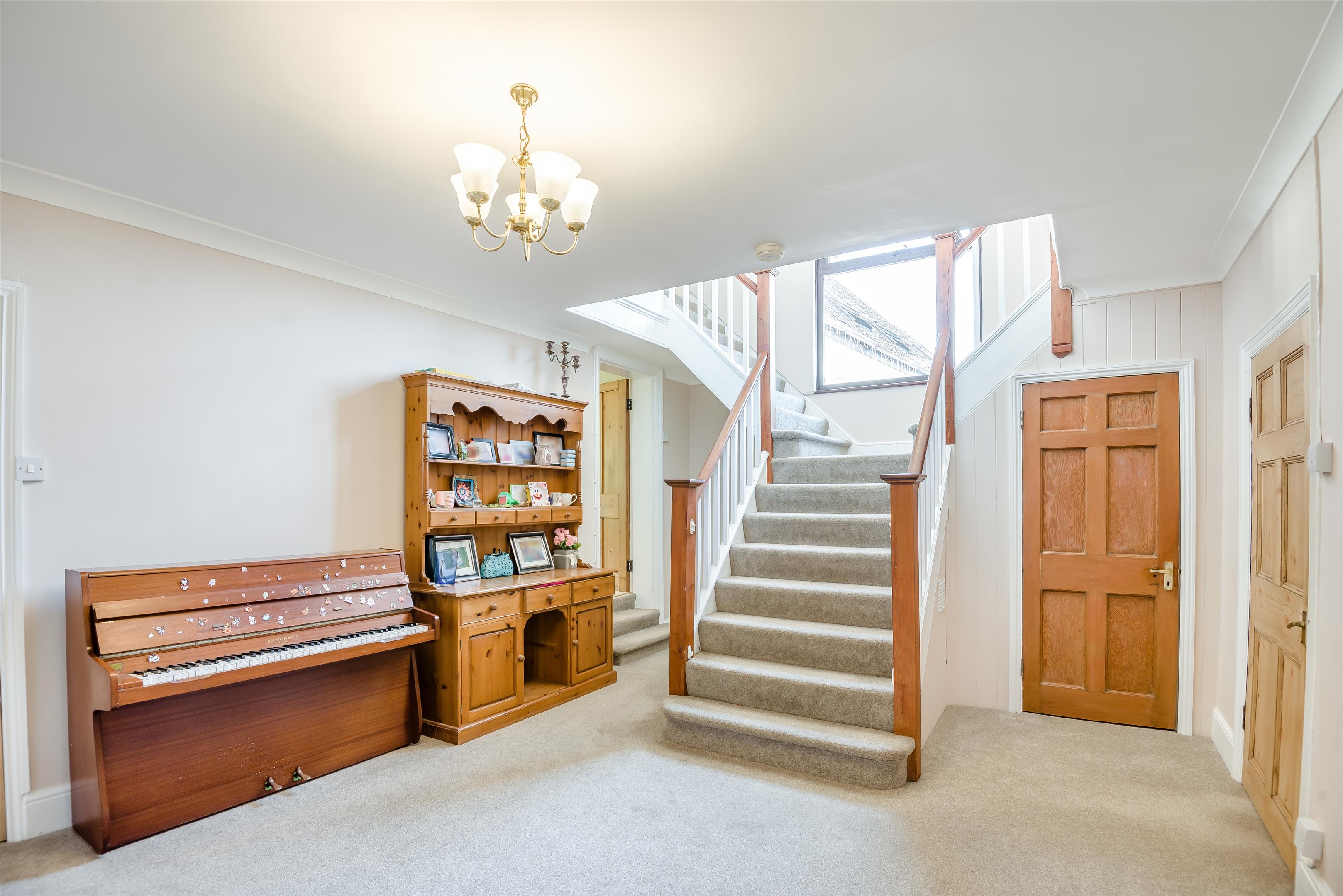 Tewkesbury Road, The Leigh, Gloucester, Gloucestershire, GL19