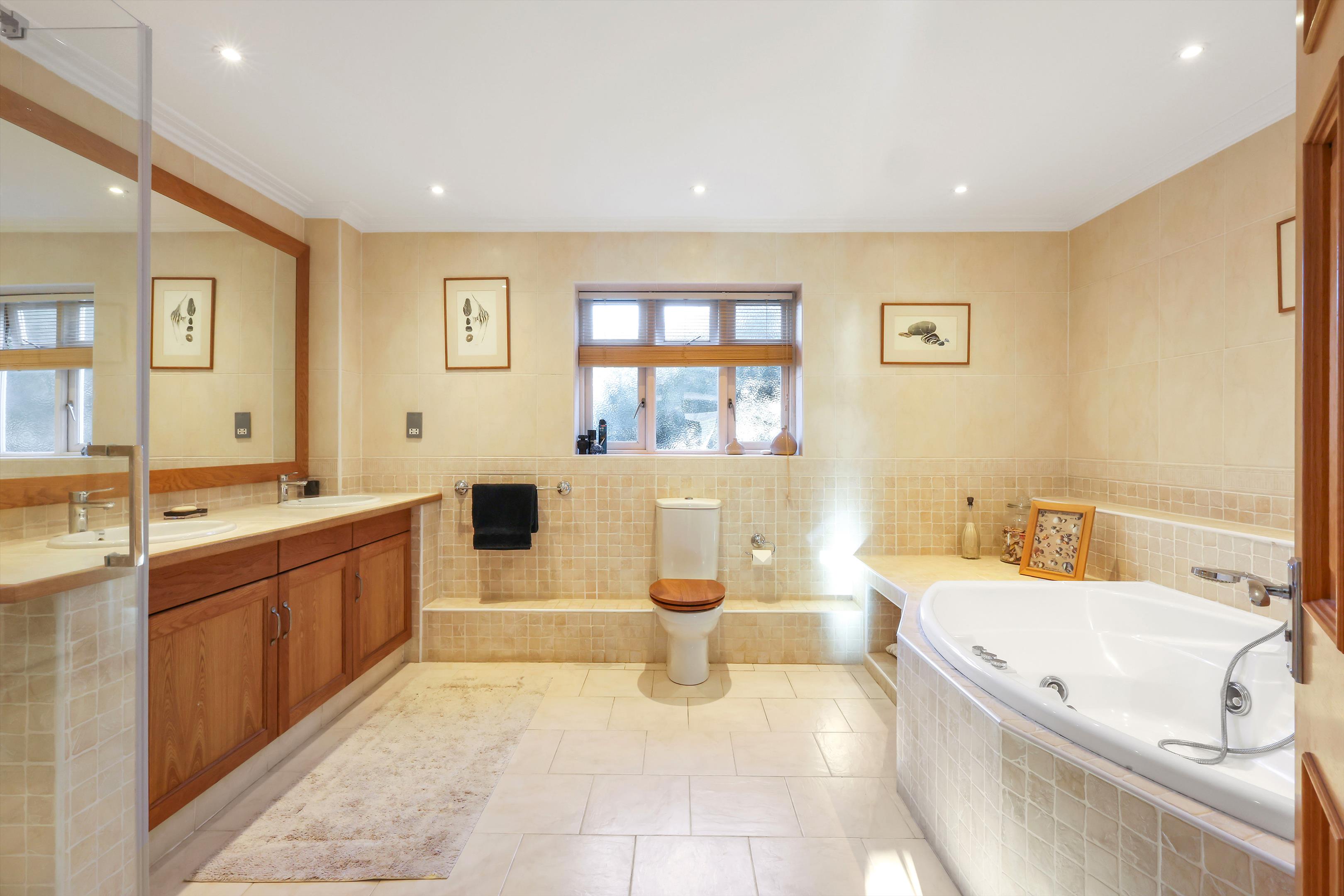 Ashley Road, Charlton Kings, Cheltenham, Gloucestershire GL52