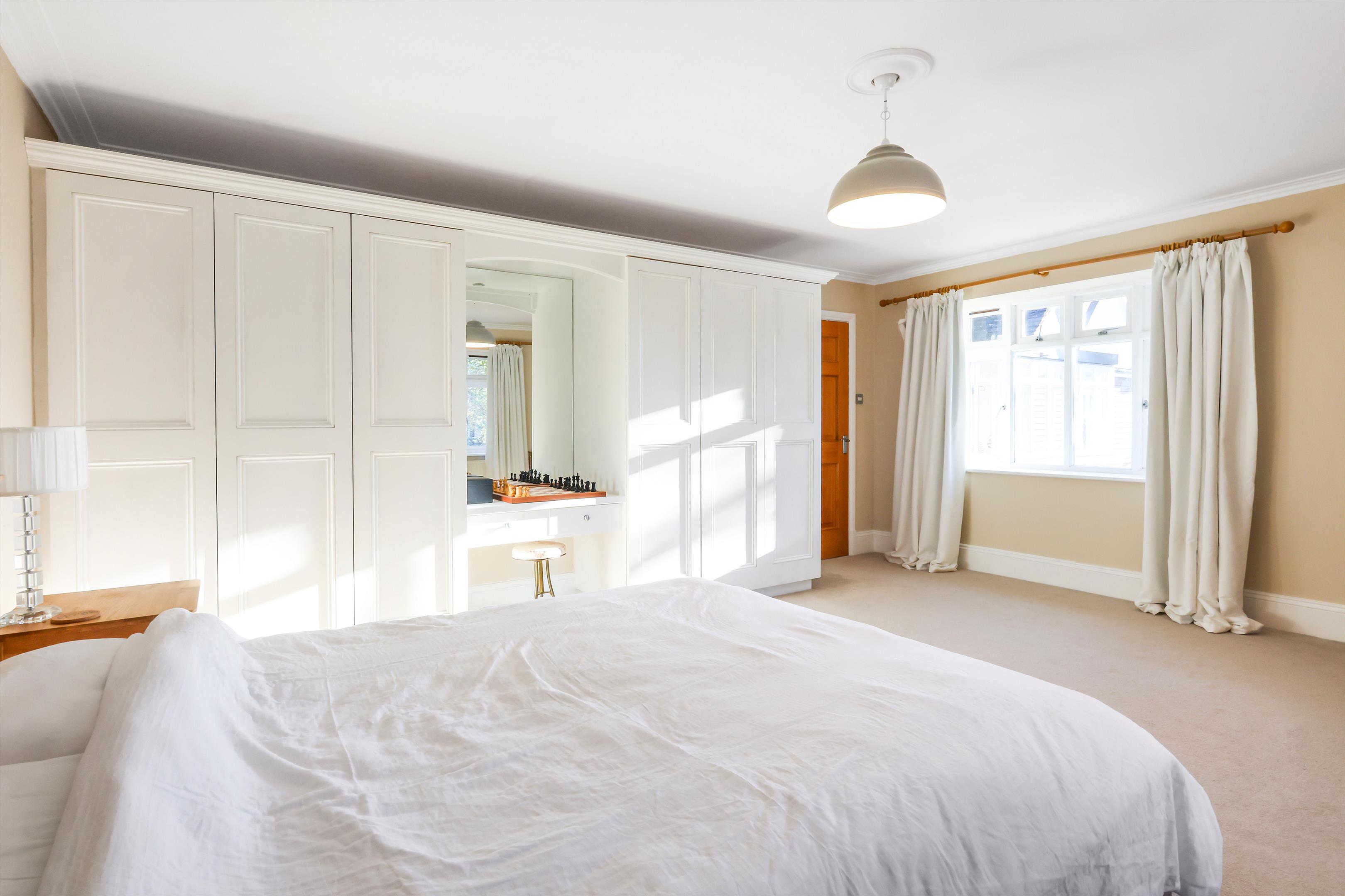 Ashley Road, Charlton Kings, Cheltenham, Gloucestershire GL52