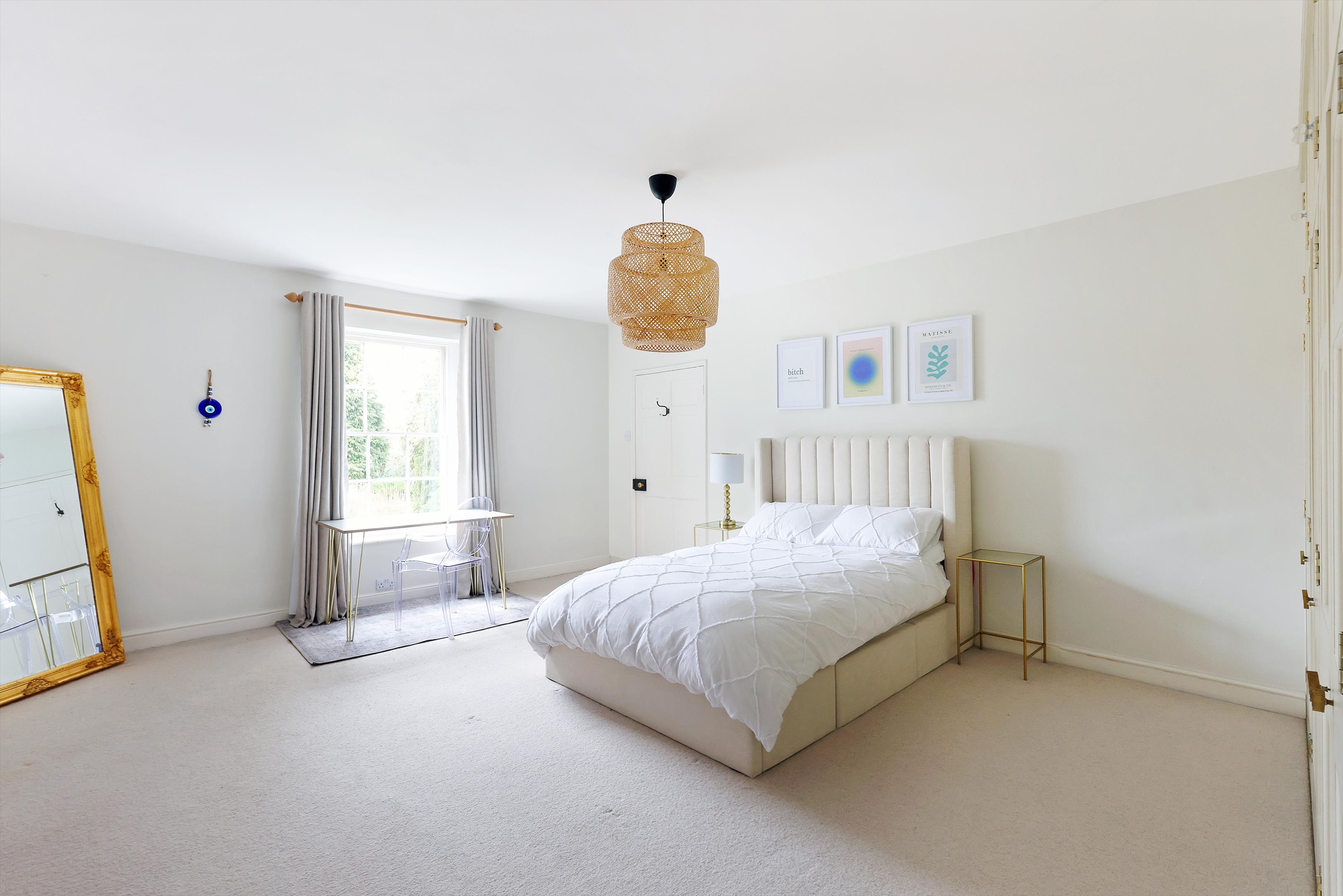 Cudnall Street, Charlton Kings, Cheltenham, Gloucestershire, GL53