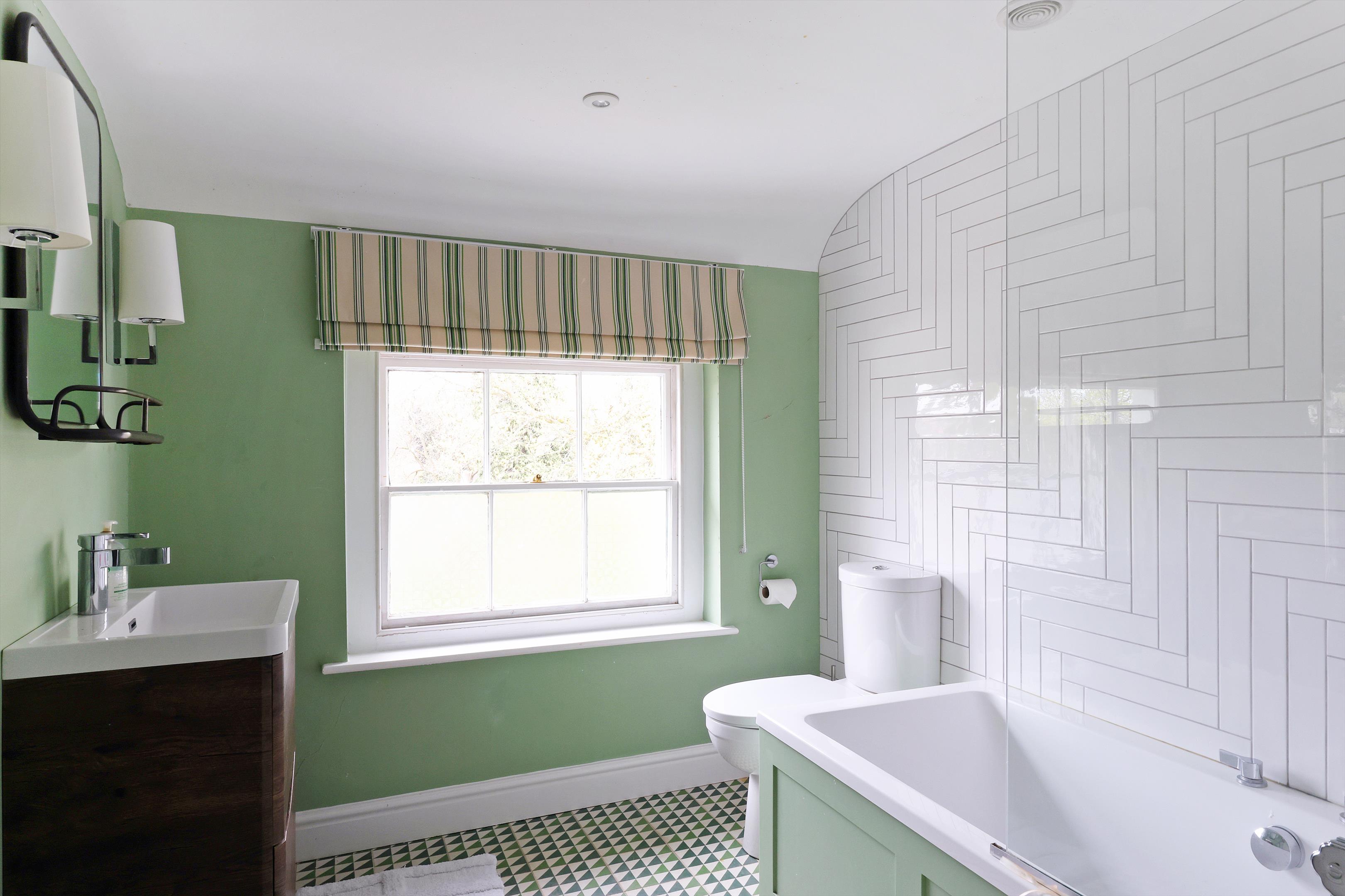 Cudnall Street, Charlton Kings, Cheltenham, Gloucestershire, GL53