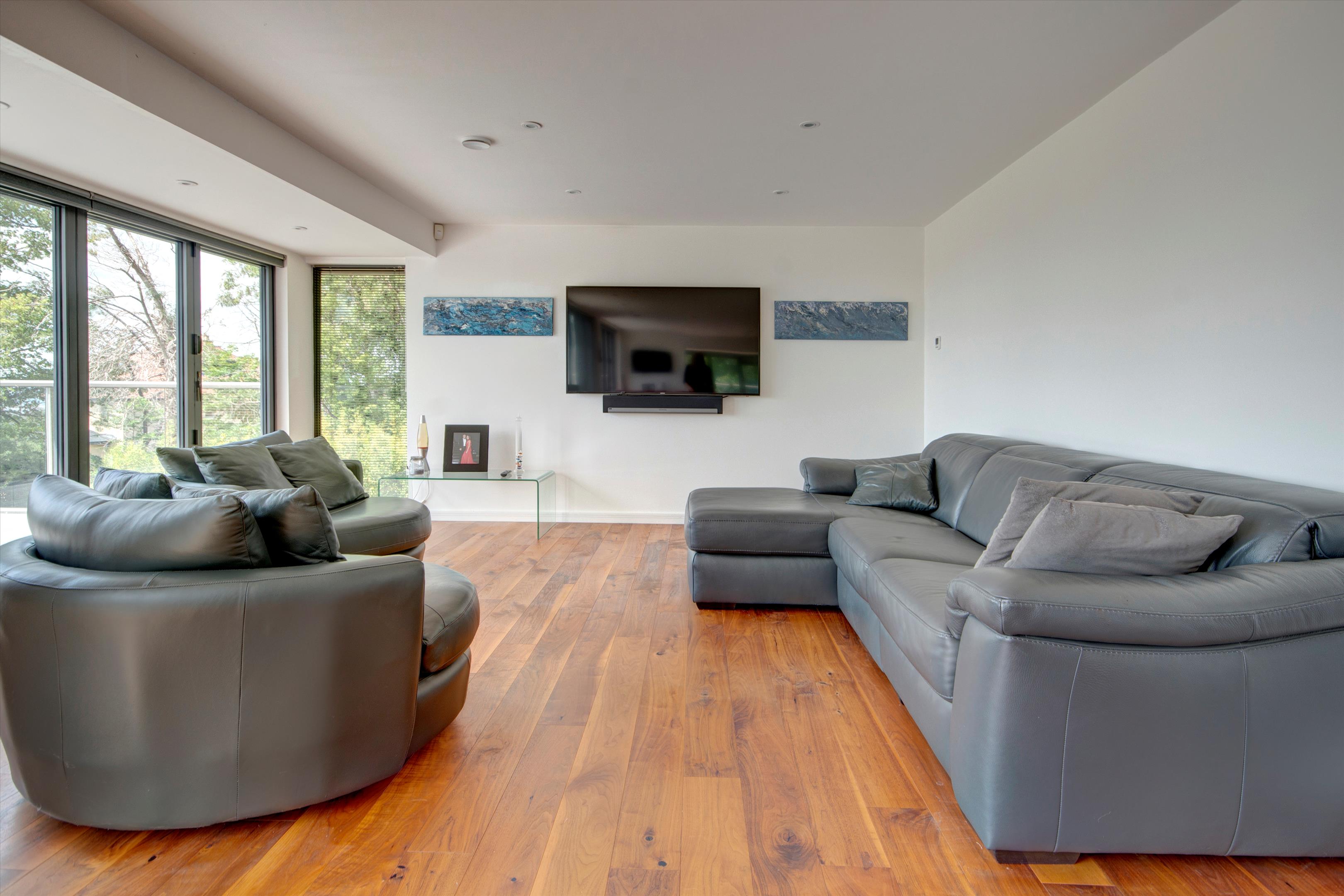 Lye Lane, Cleeve Hill, Cheltenham, Gloucestershire, GL52