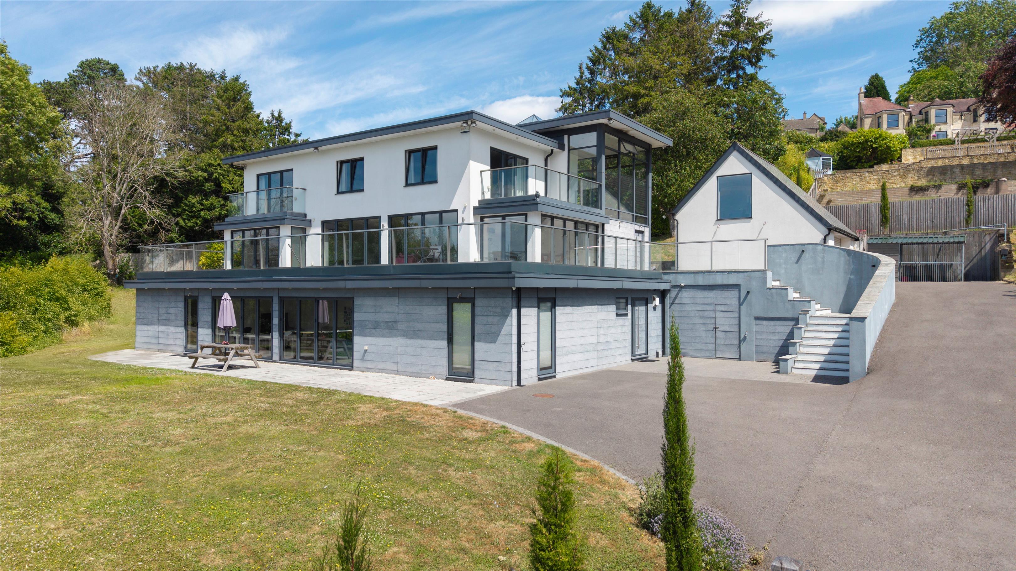 Lye Lane, Cleeve Hill, Cheltenham, Gloucestershire, GL52