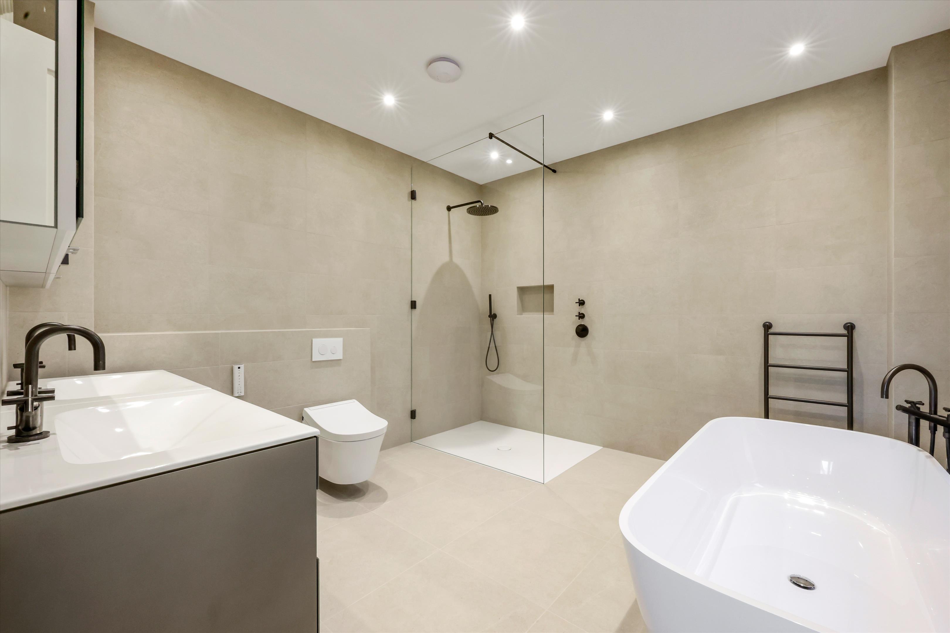 Sovereign View, Charlton Kings, Cheltenham, Gloucestershire, GL52