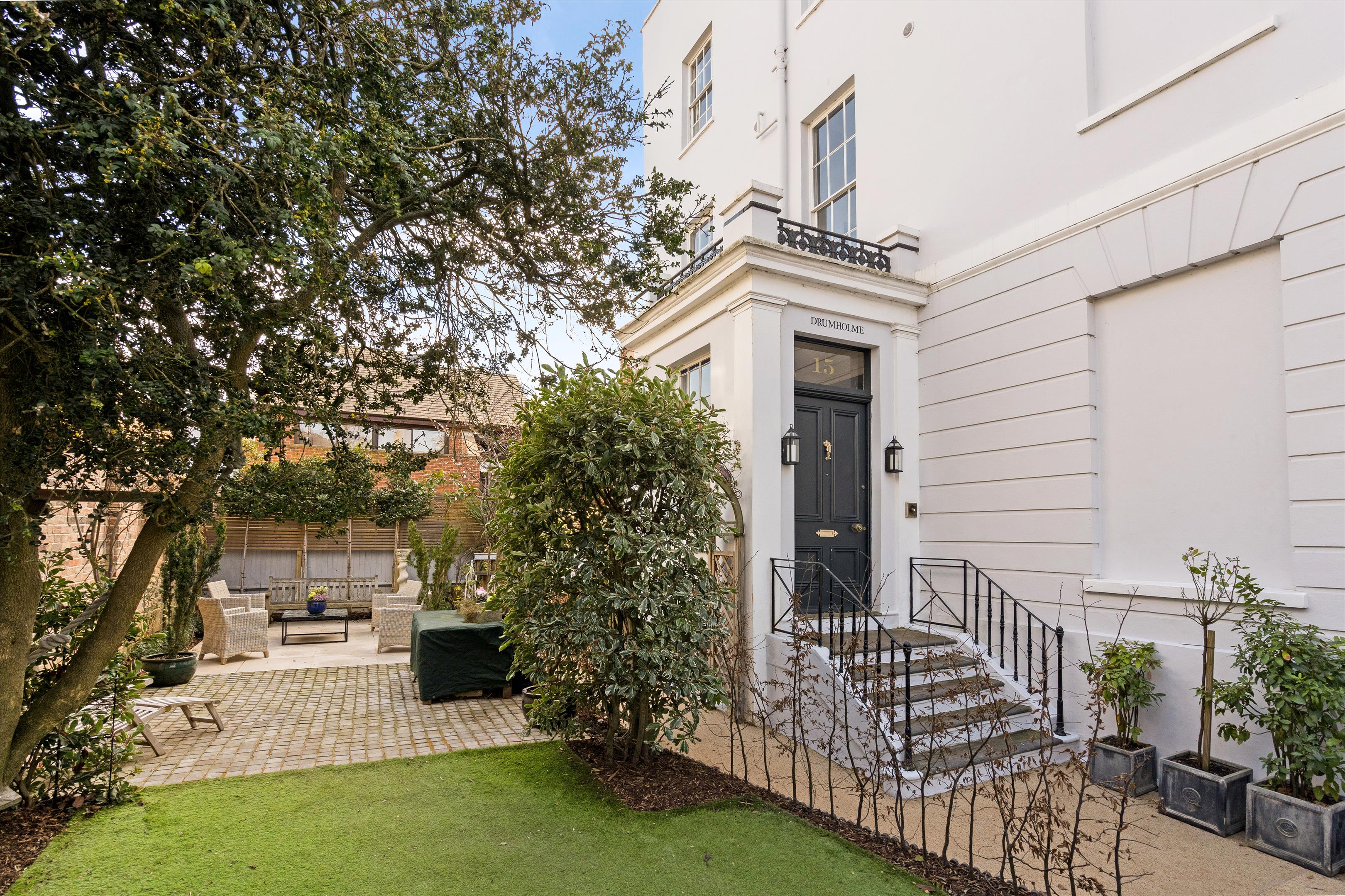 Pittville Lawn, Cheltenham, Gloucestershire GL52