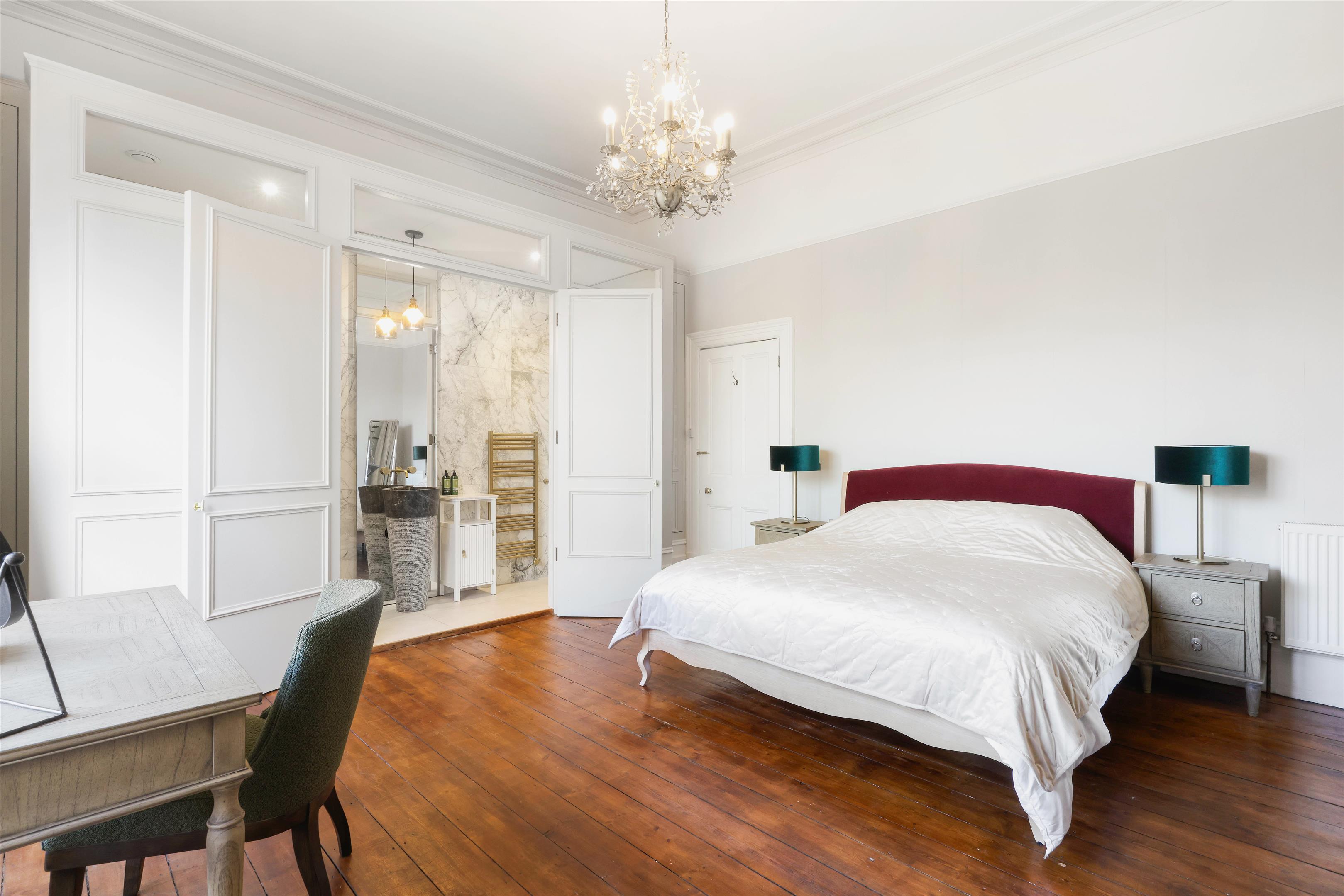 Pittville Lawn, Cheltenham, Gloucestershire GL52