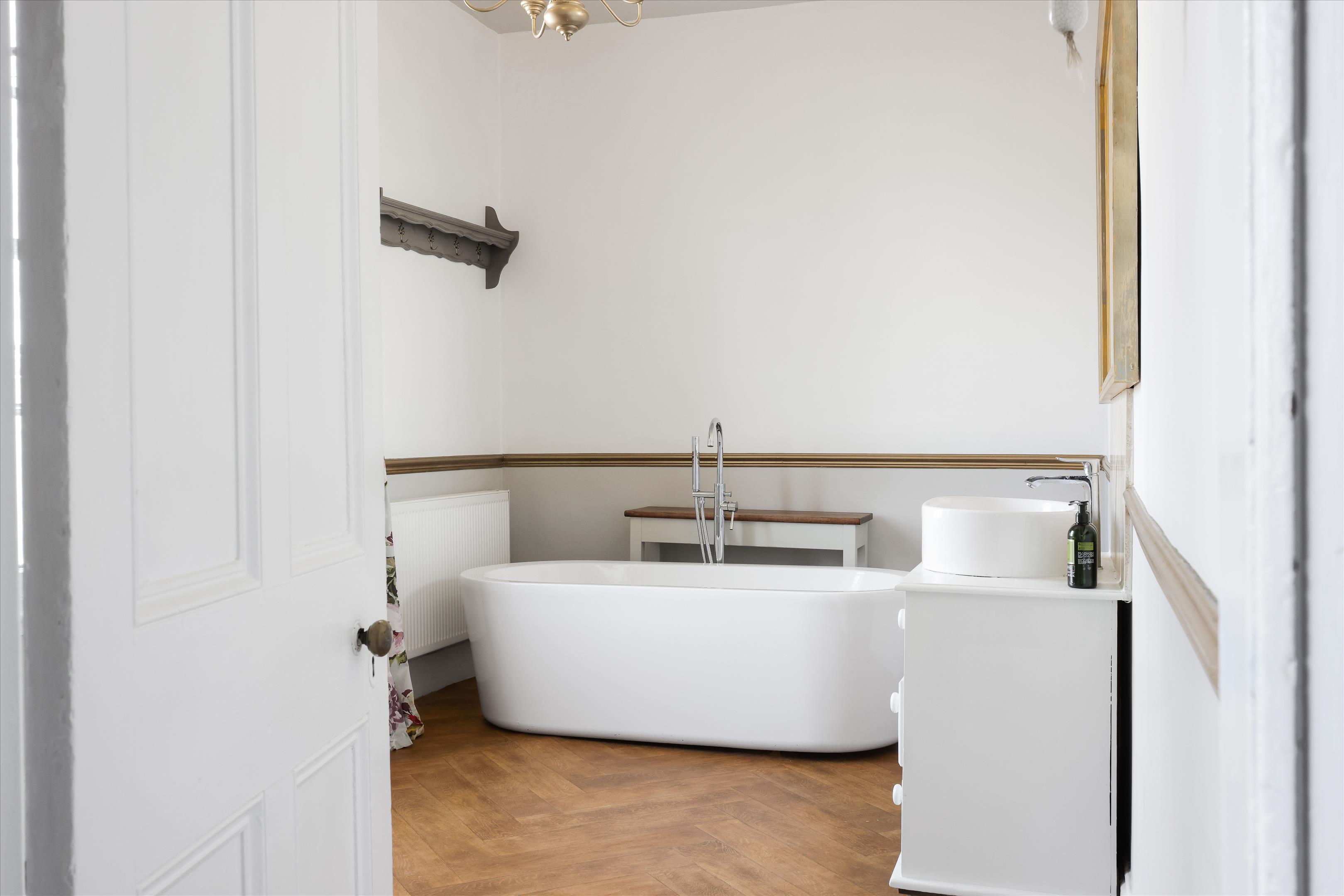 Pittville Lawn, Cheltenham, Gloucestershire GL52