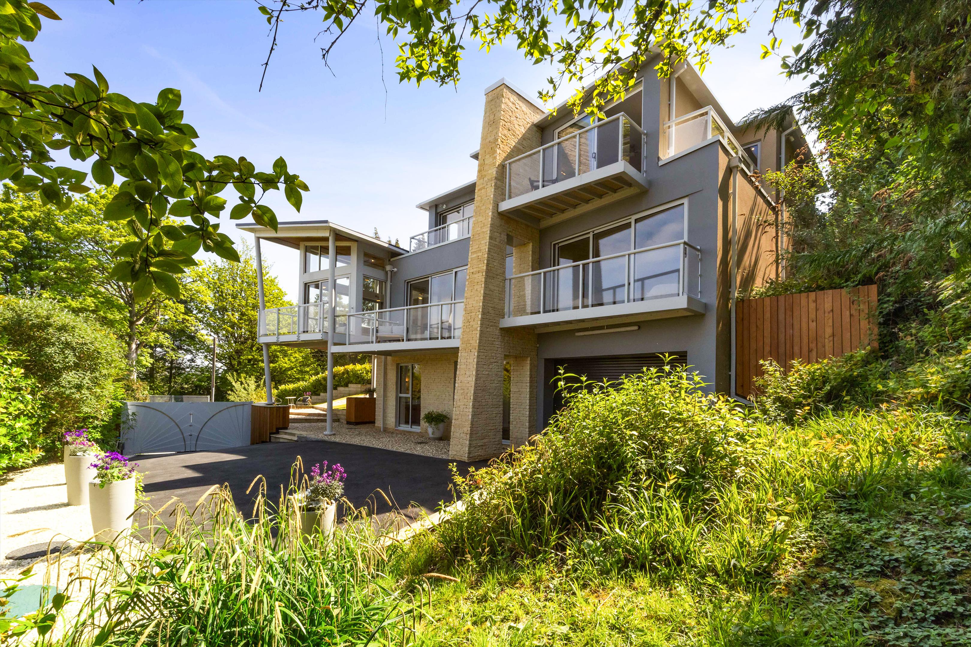 Daisy Bank Road, Leckhampton, Cheltenham, Gloucestershire GL53