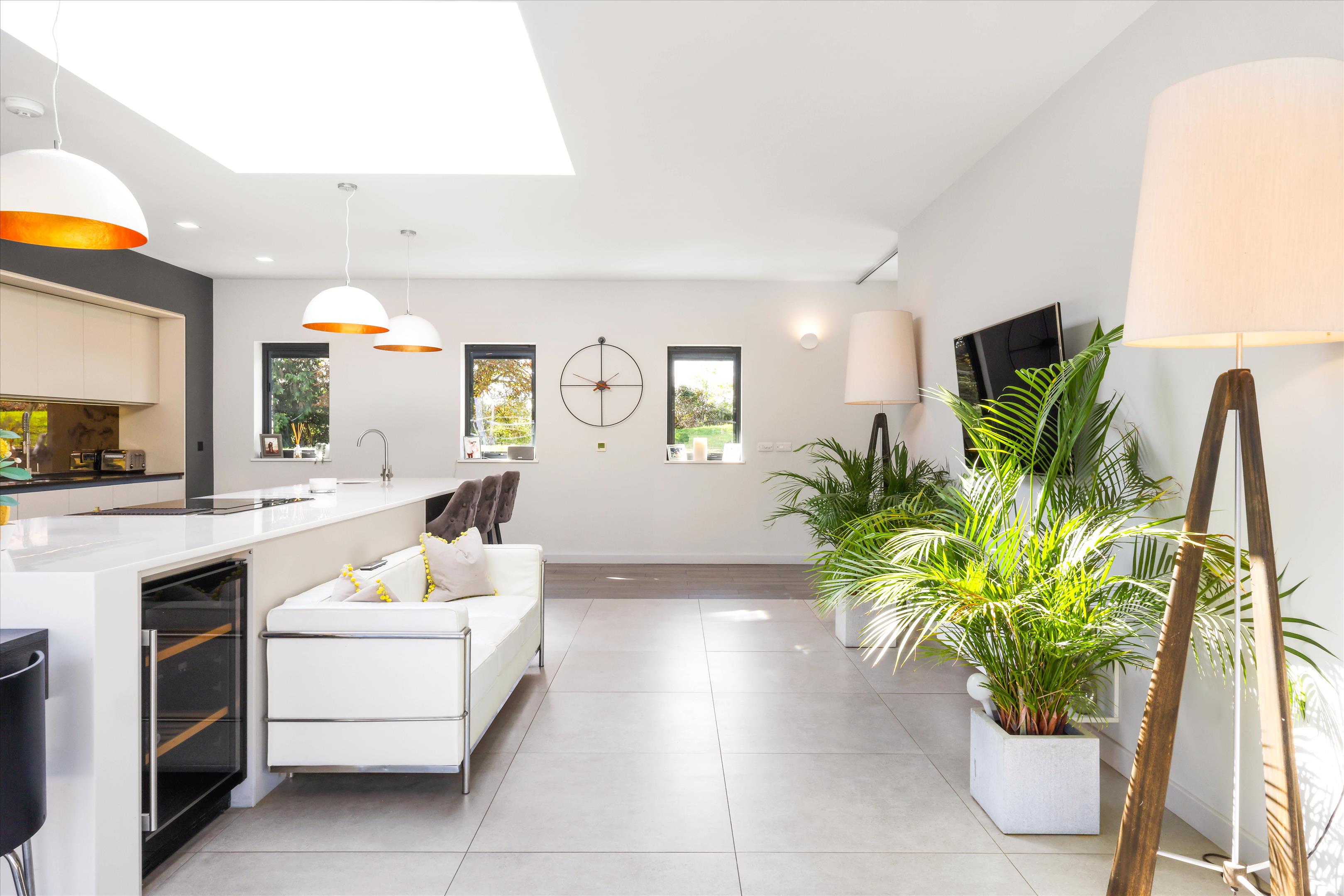 Hyde Lane, Cheltenham, Gloucestershire, GL51