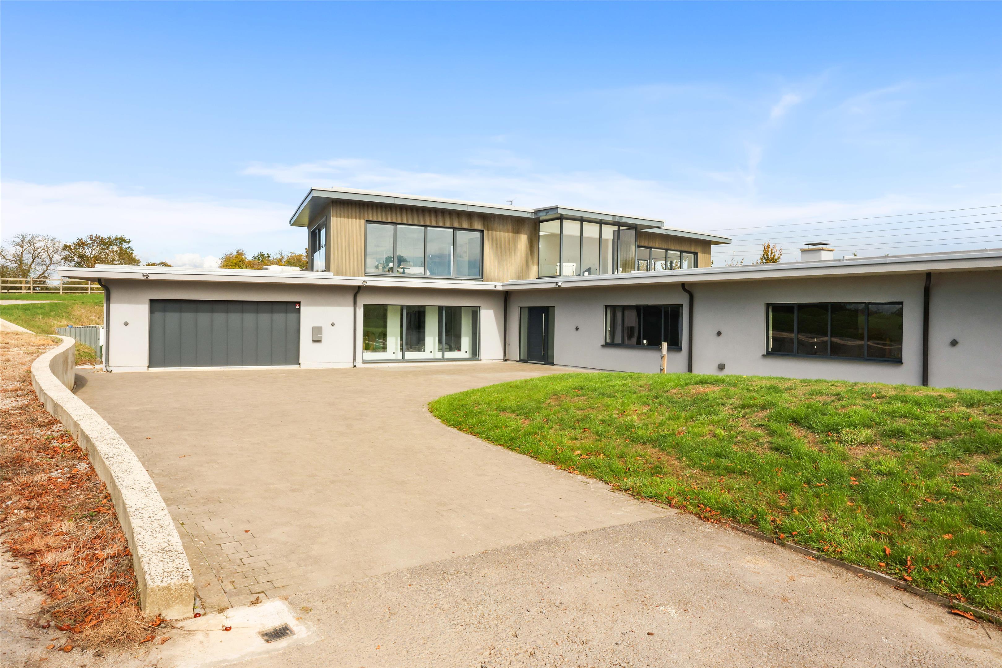 Hyde Lane, Cheltenham, Gloucestershire, GL51