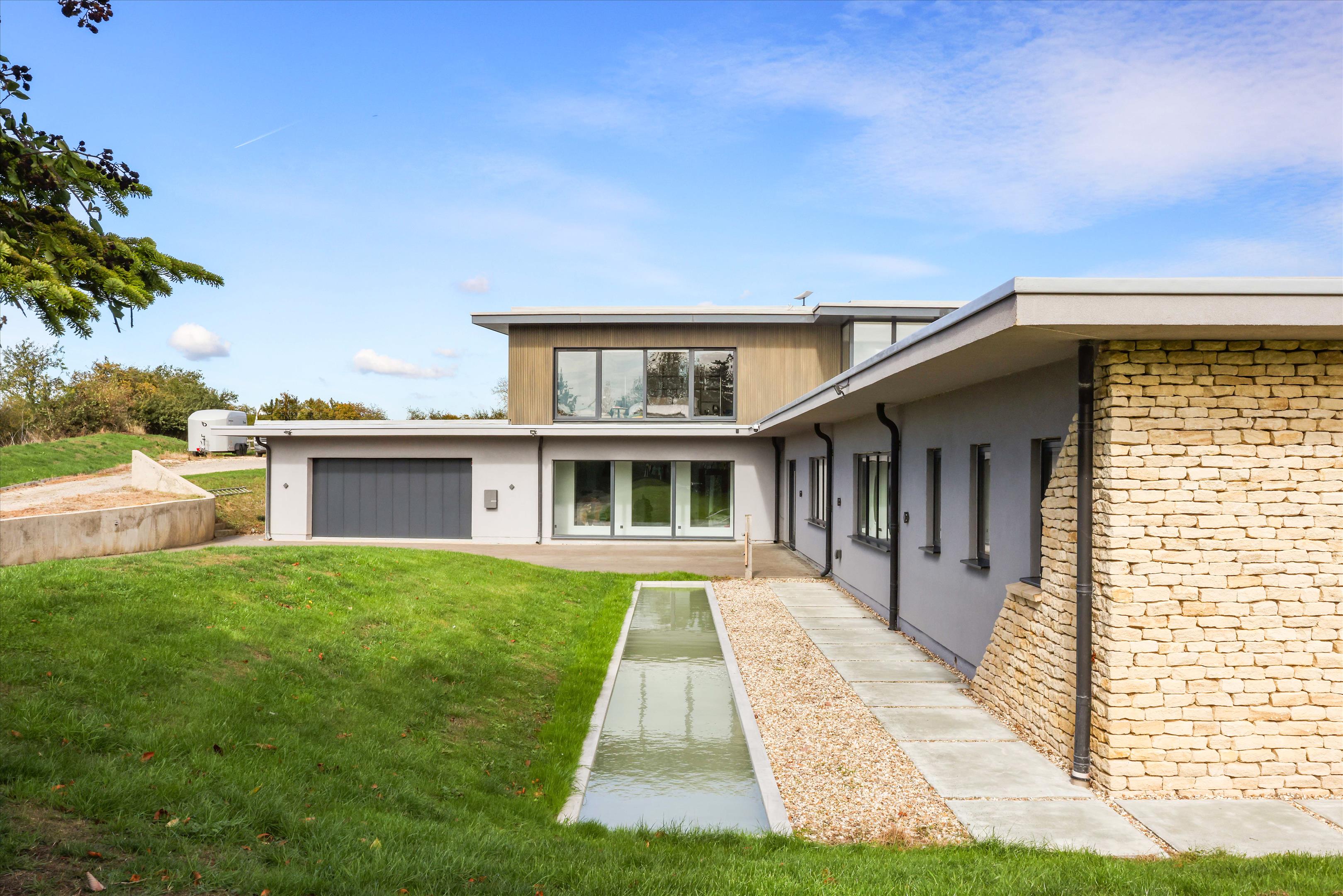Hyde Lane, Cheltenham, Gloucestershire, GL51