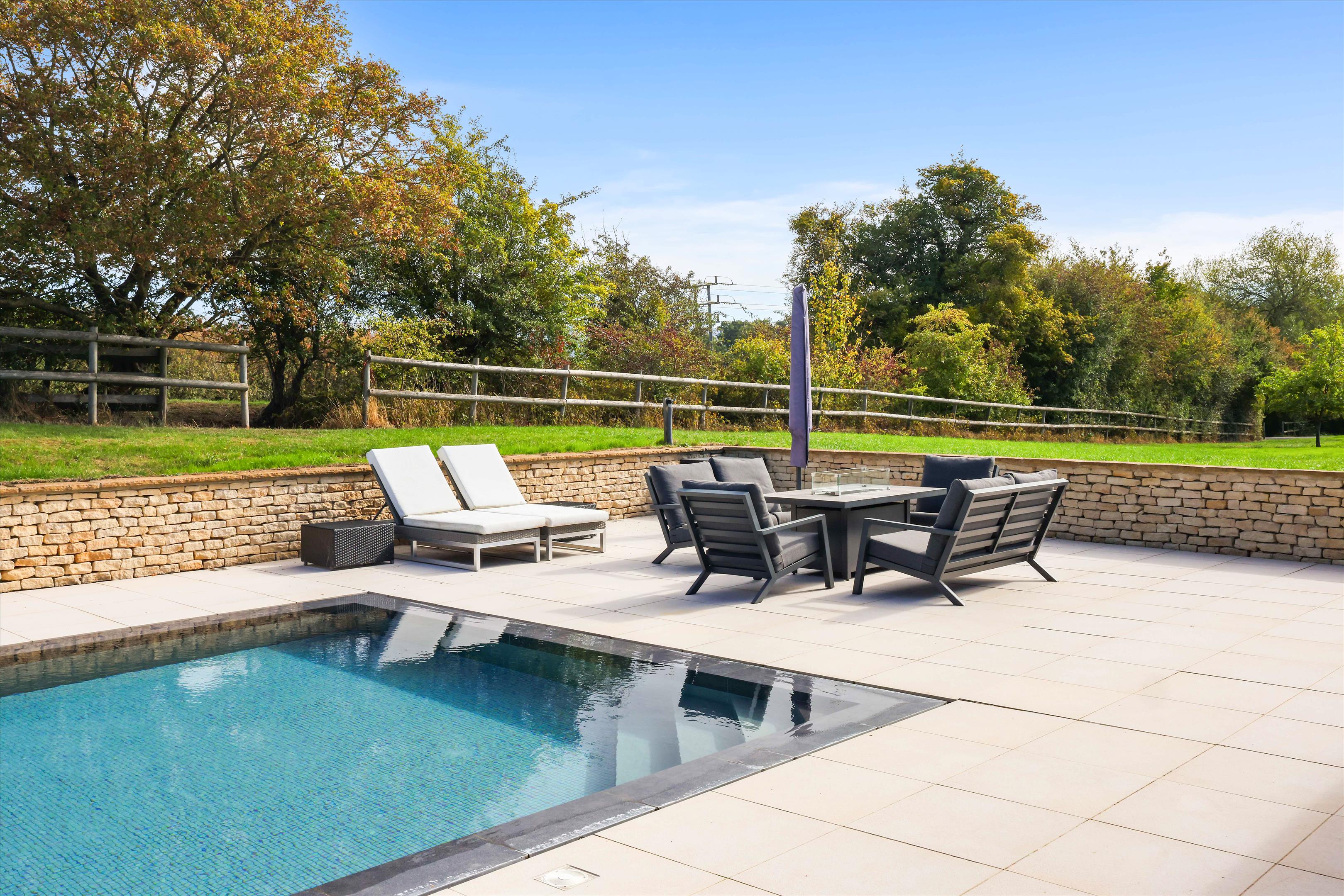Hyde Lane, Cheltenham, Gloucestershire, GL51