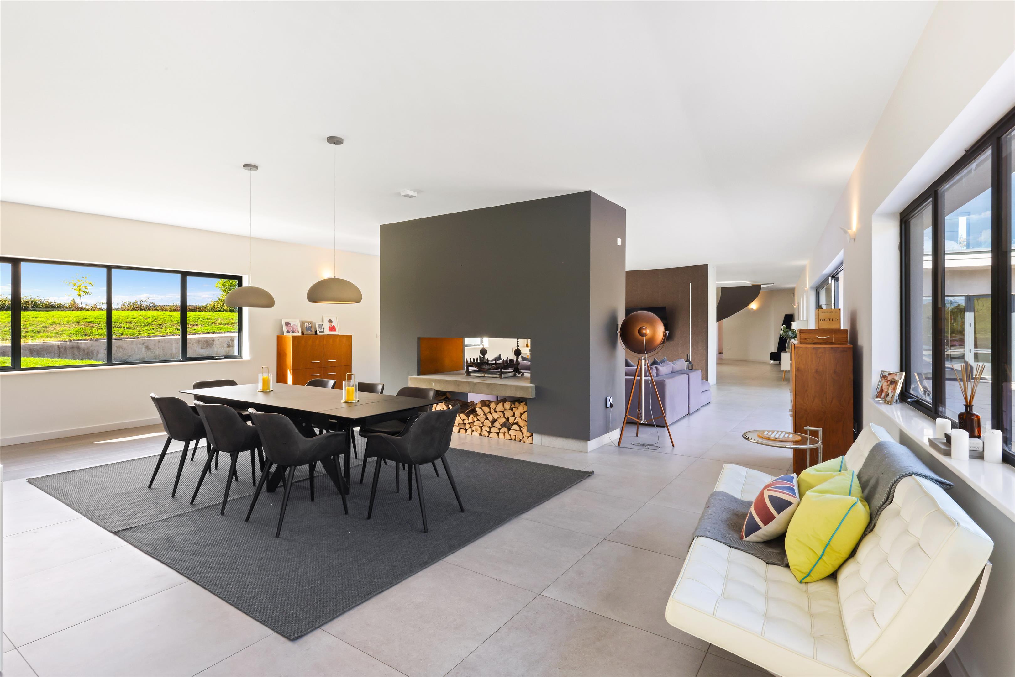 Hyde Lane, Cheltenham, Gloucestershire, GL51