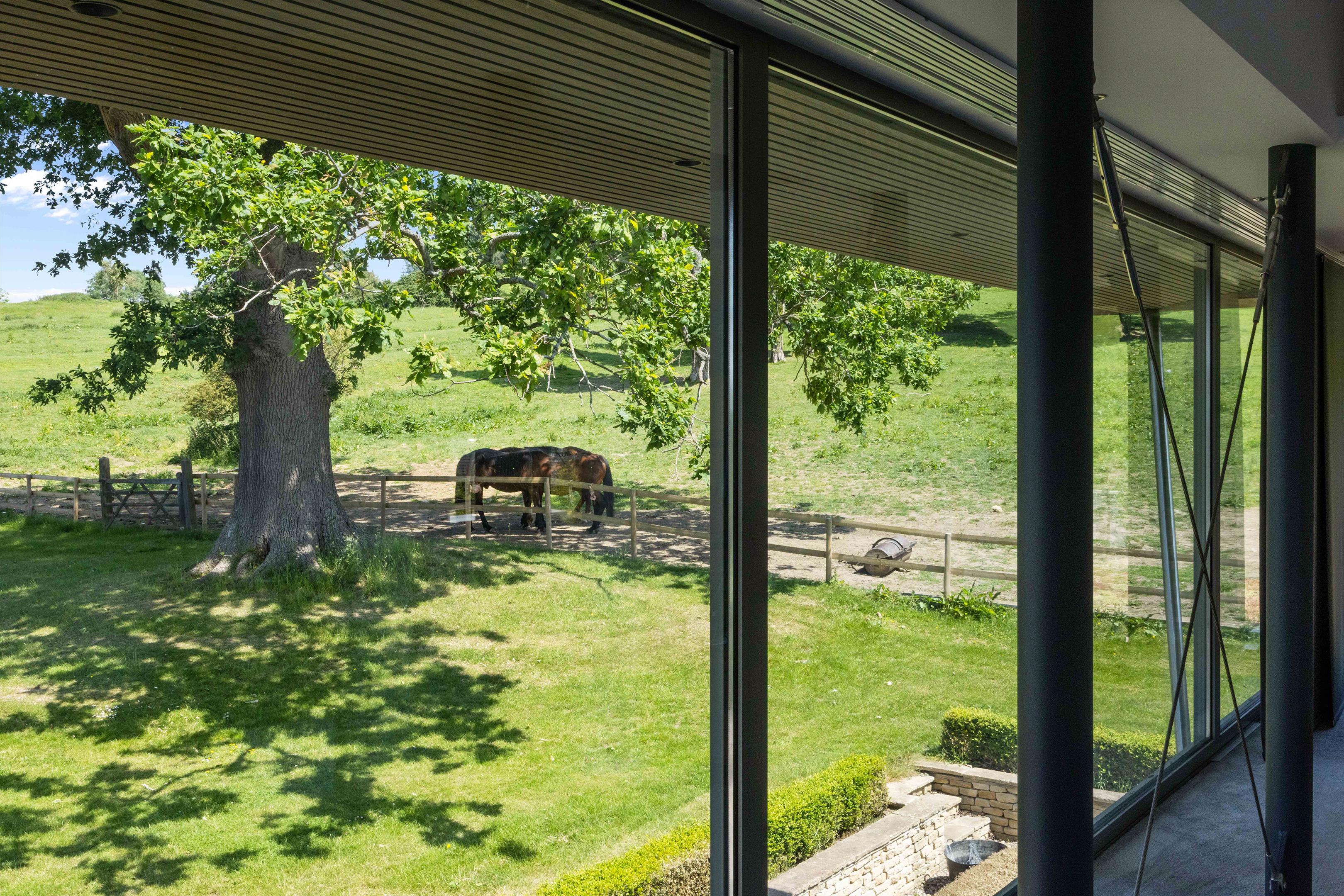 Cleeve Hill Road, Cheltenham, Gloucestershire GL52