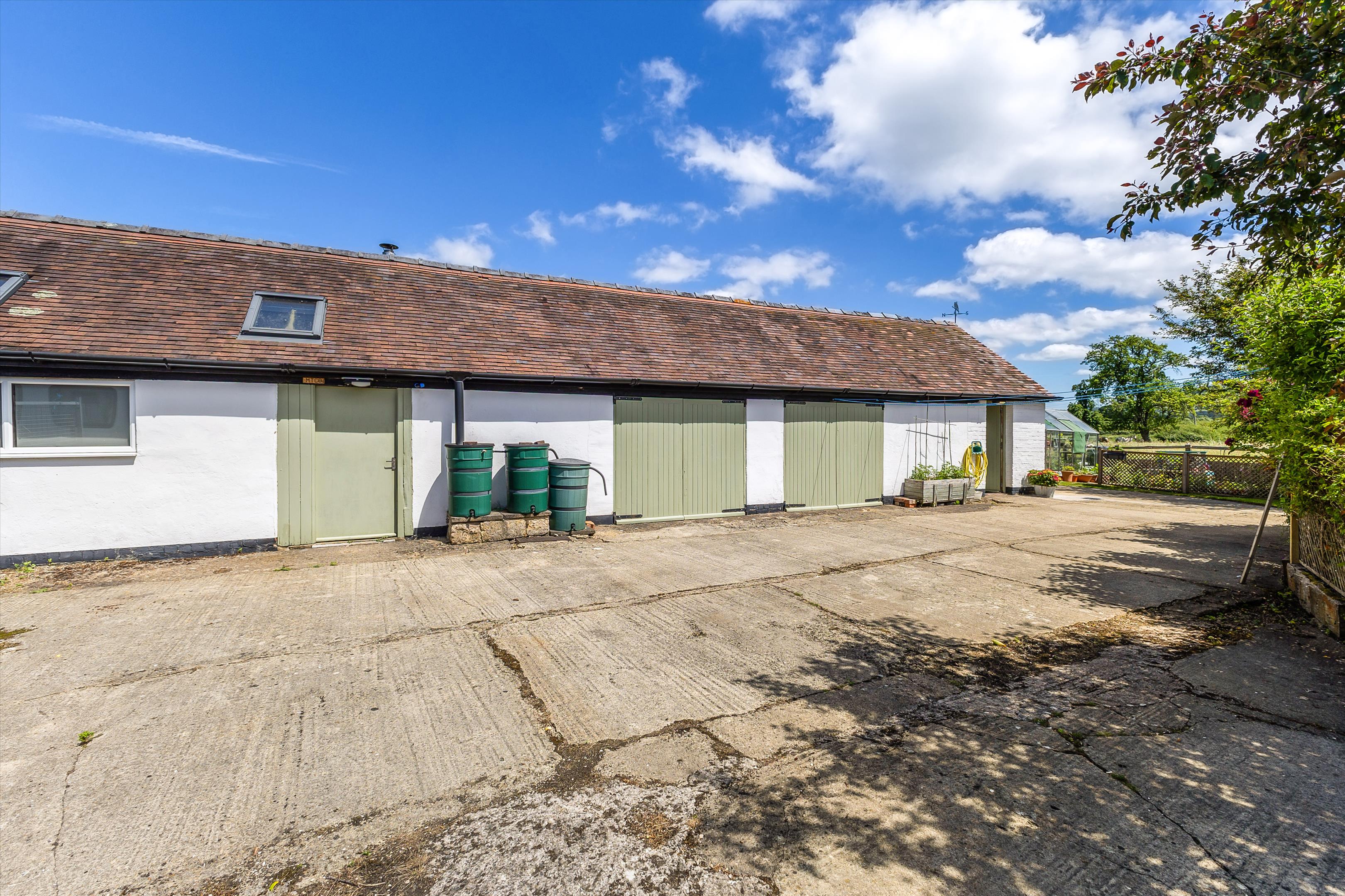 Badgeworth Lane, Badgeworth, Cheltenham, Gloucestershire GL51