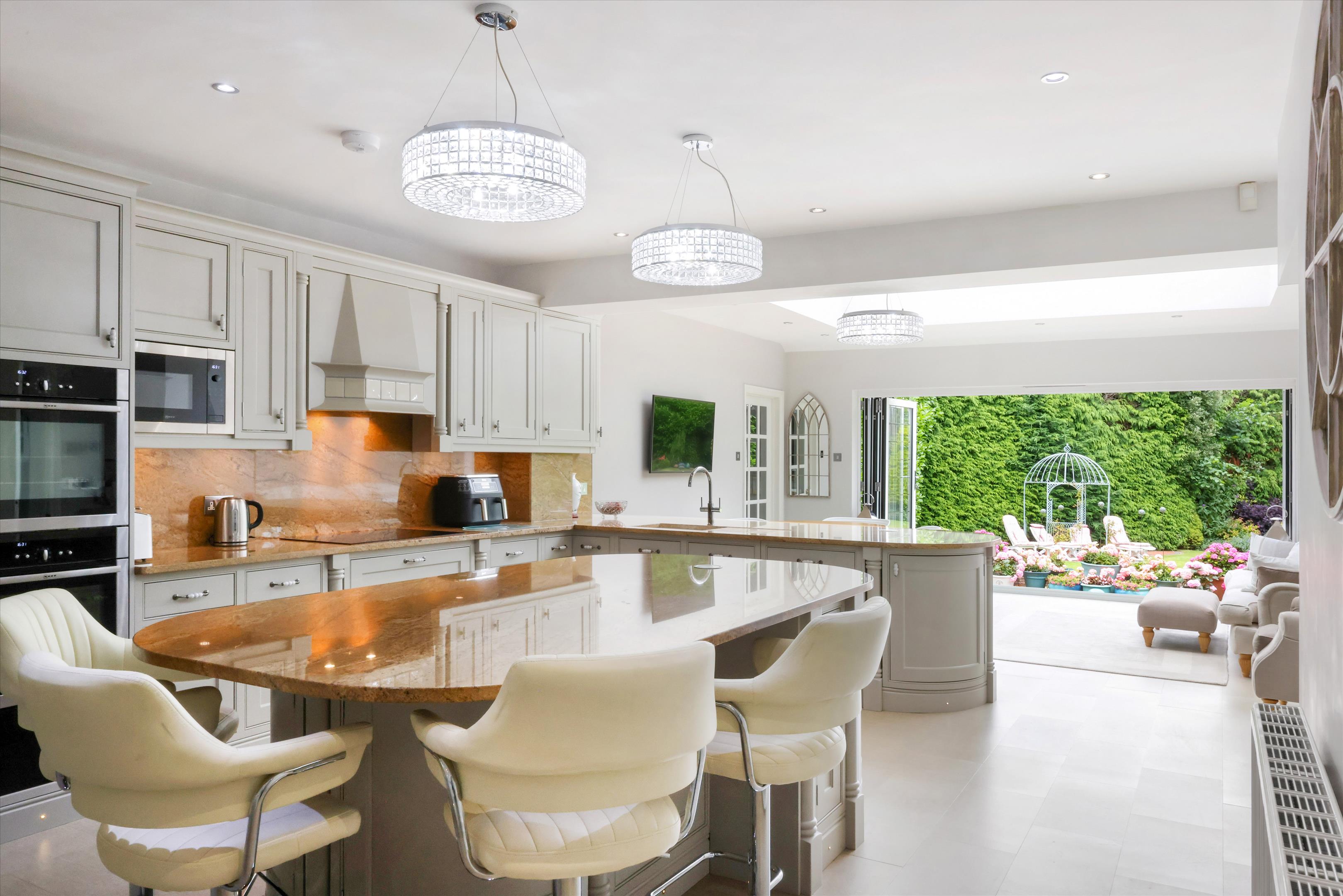 Sandy Lane Road, Charlton Kings, Cheltenham, Gloucestershire, GL53