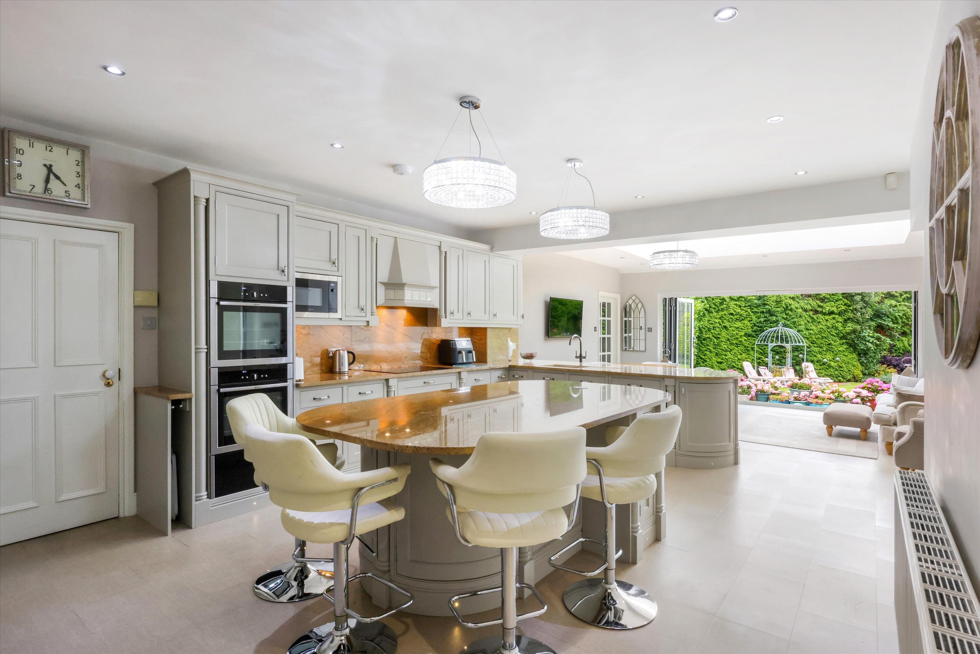 Sandy Lane Road, Charlton Kings, Cheltenham, Gloucestershire, GL53
