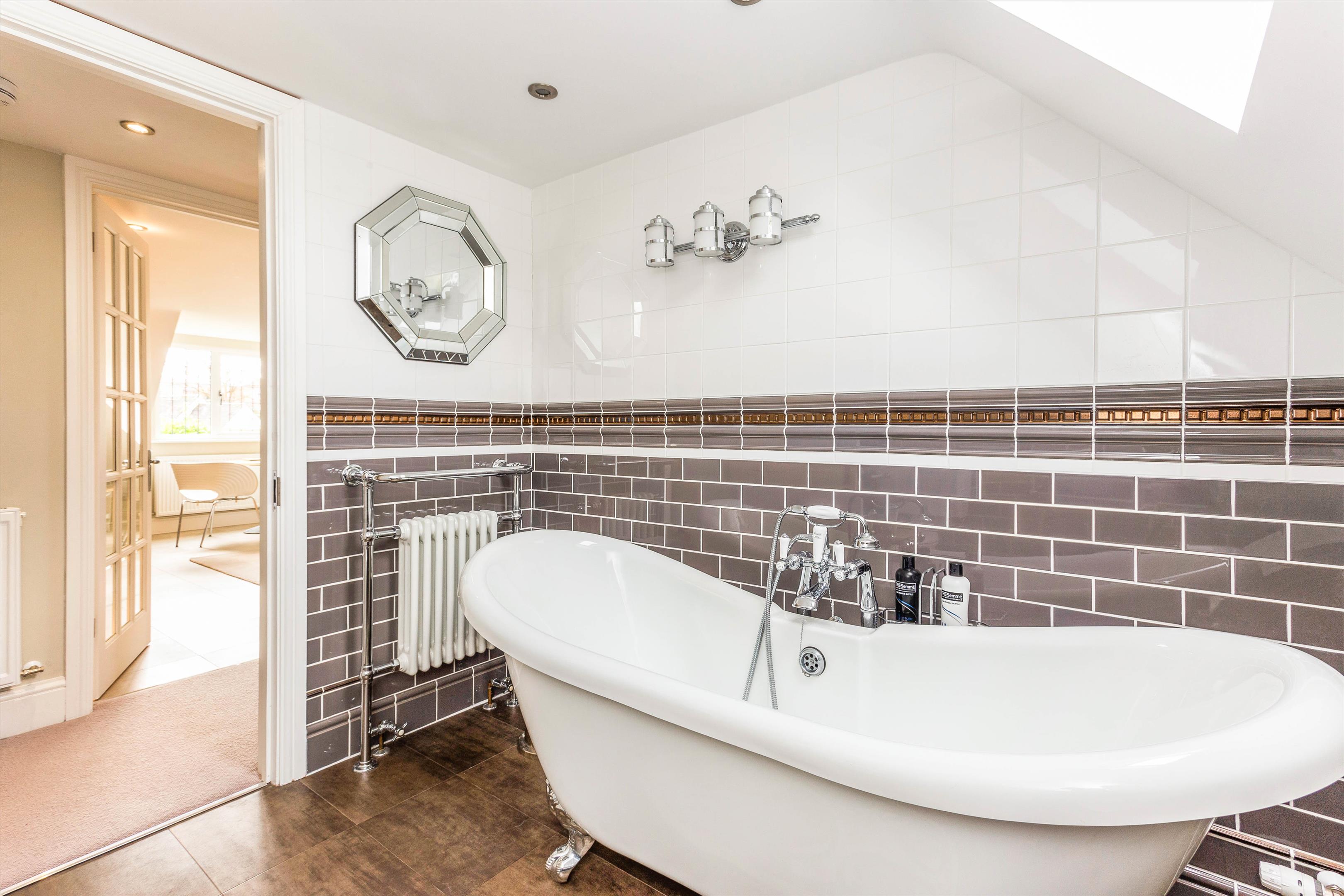 Sandy Lane Road, Charlton Kings, Cheltenham, Gloucestershire, GL53