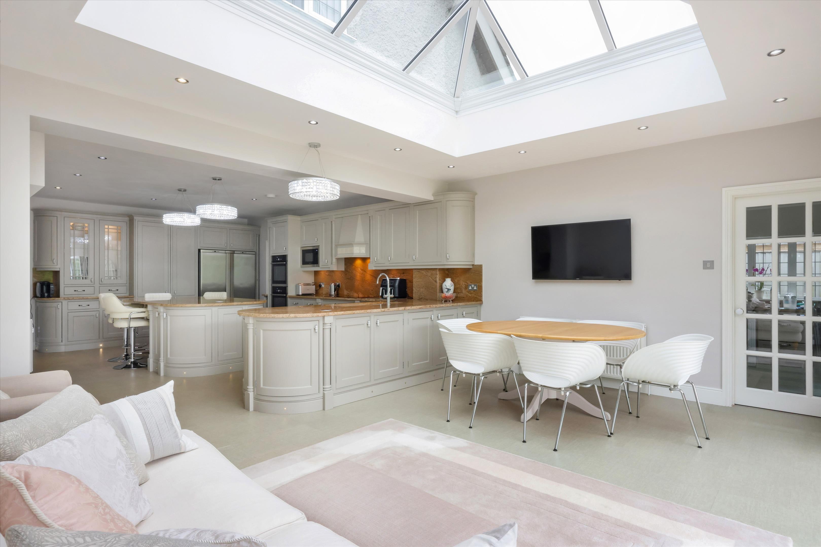 Sandy Lane Road, Charlton Kings, Cheltenham, Gloucestershire, GL53