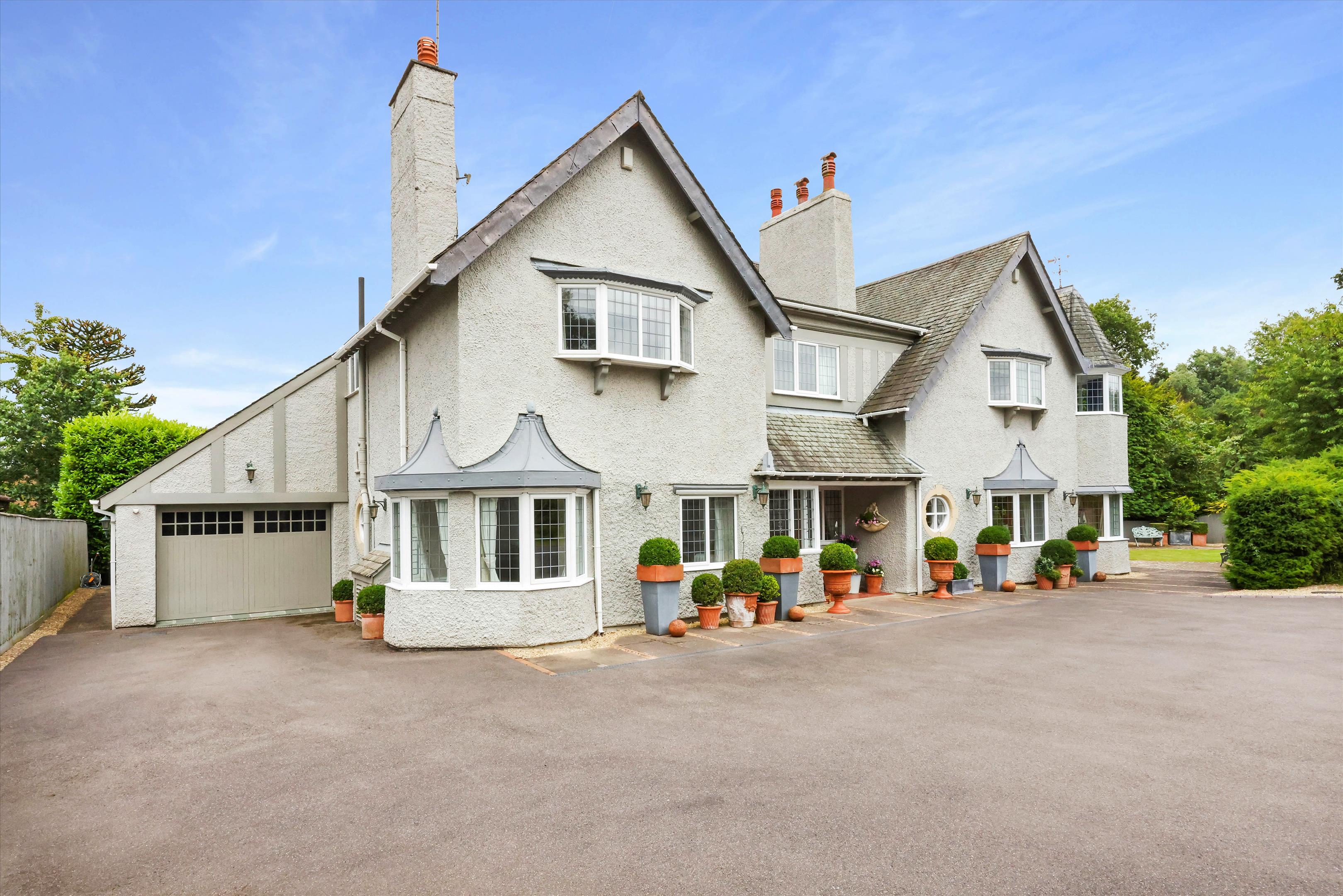 Sandy Lane Road, Charlton Kings, Cheltenham, Gloucestershire, GL53