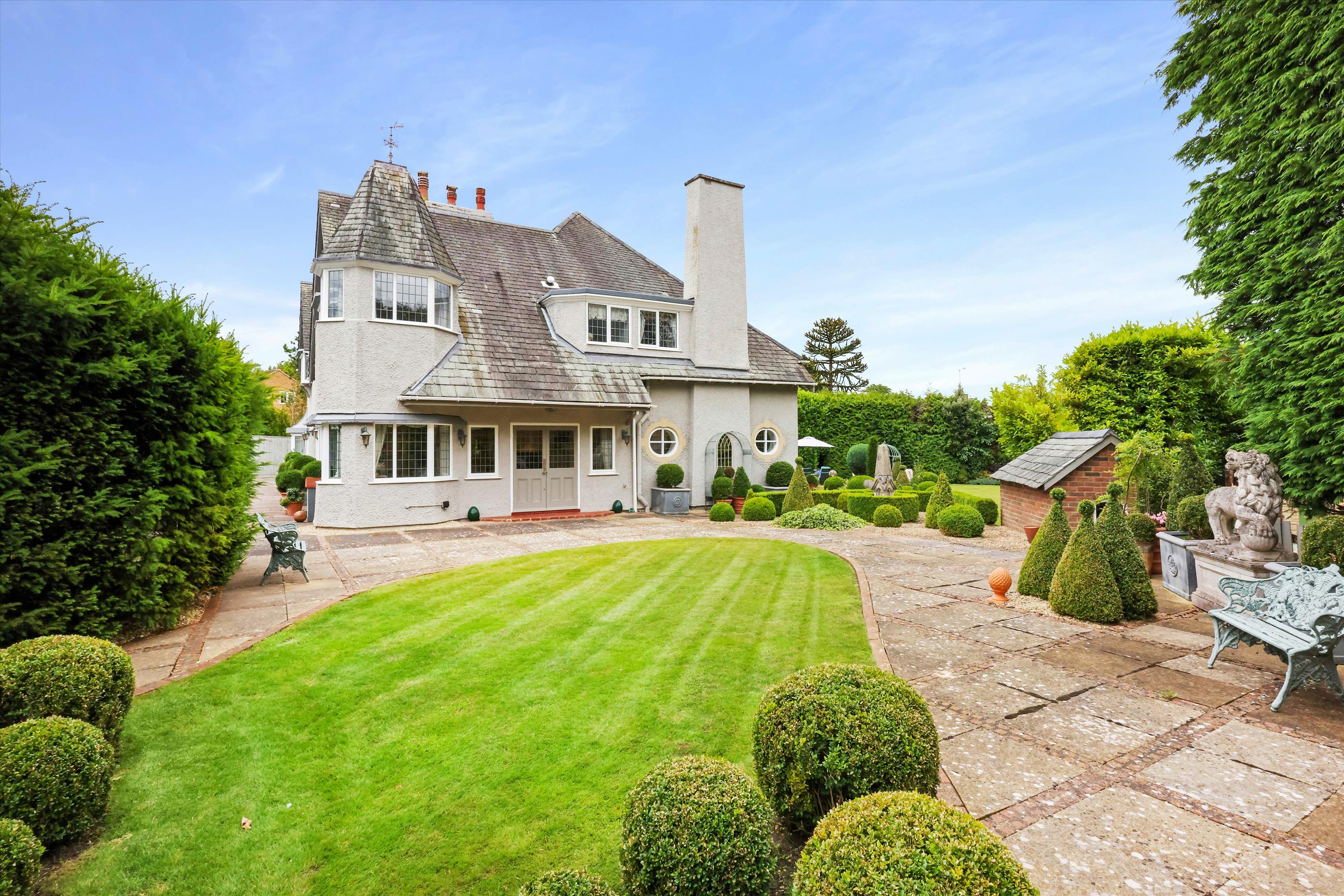 Sandy Lane Road, Charlton Kings, Cheltenham, Gloucestershire, GL53
