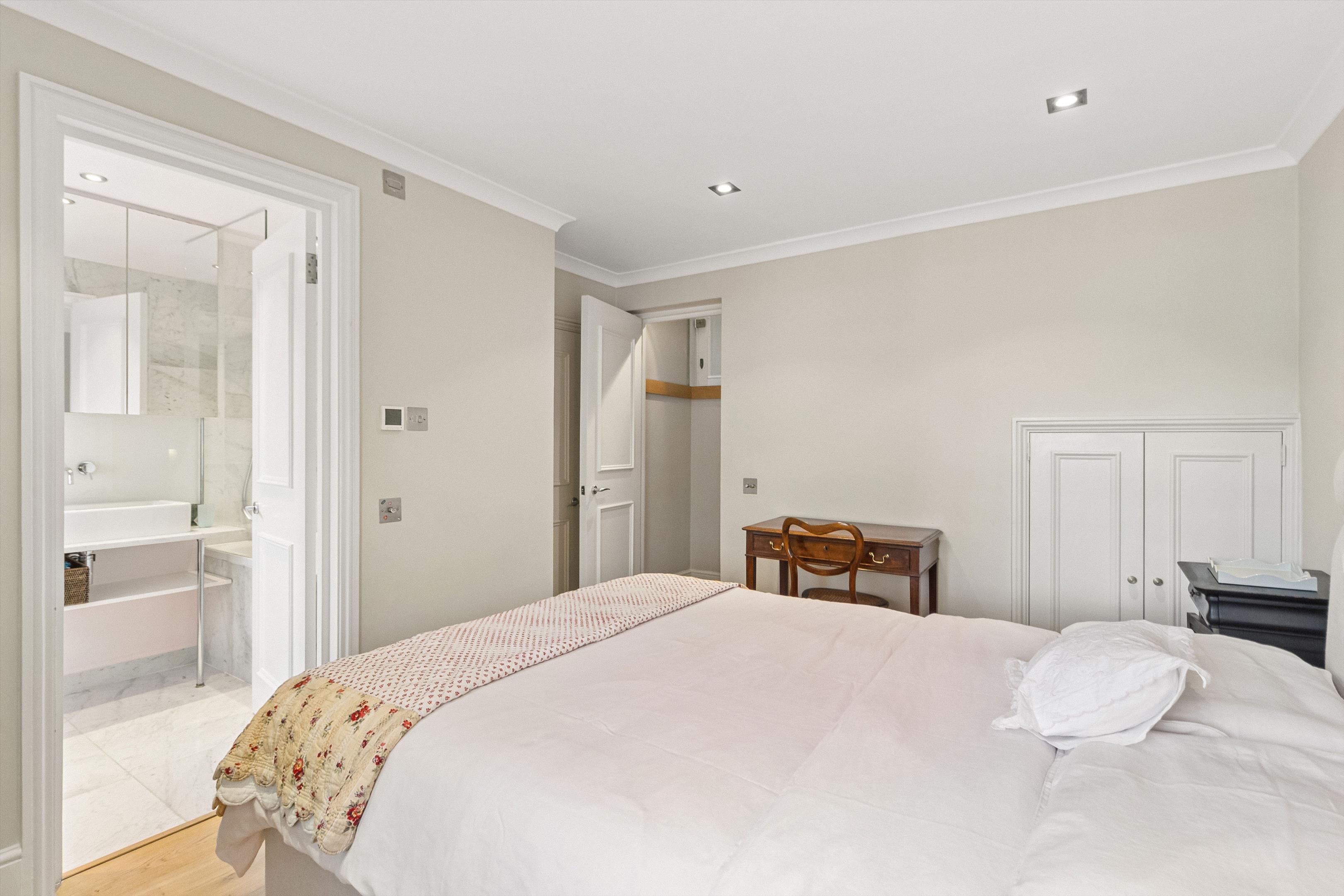 Tregunter Road, London SW10