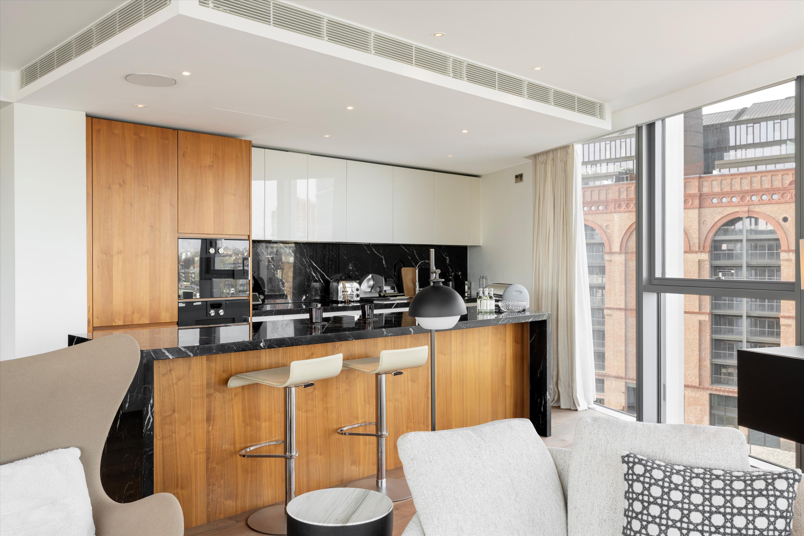 Waterfront Drive, London SW10