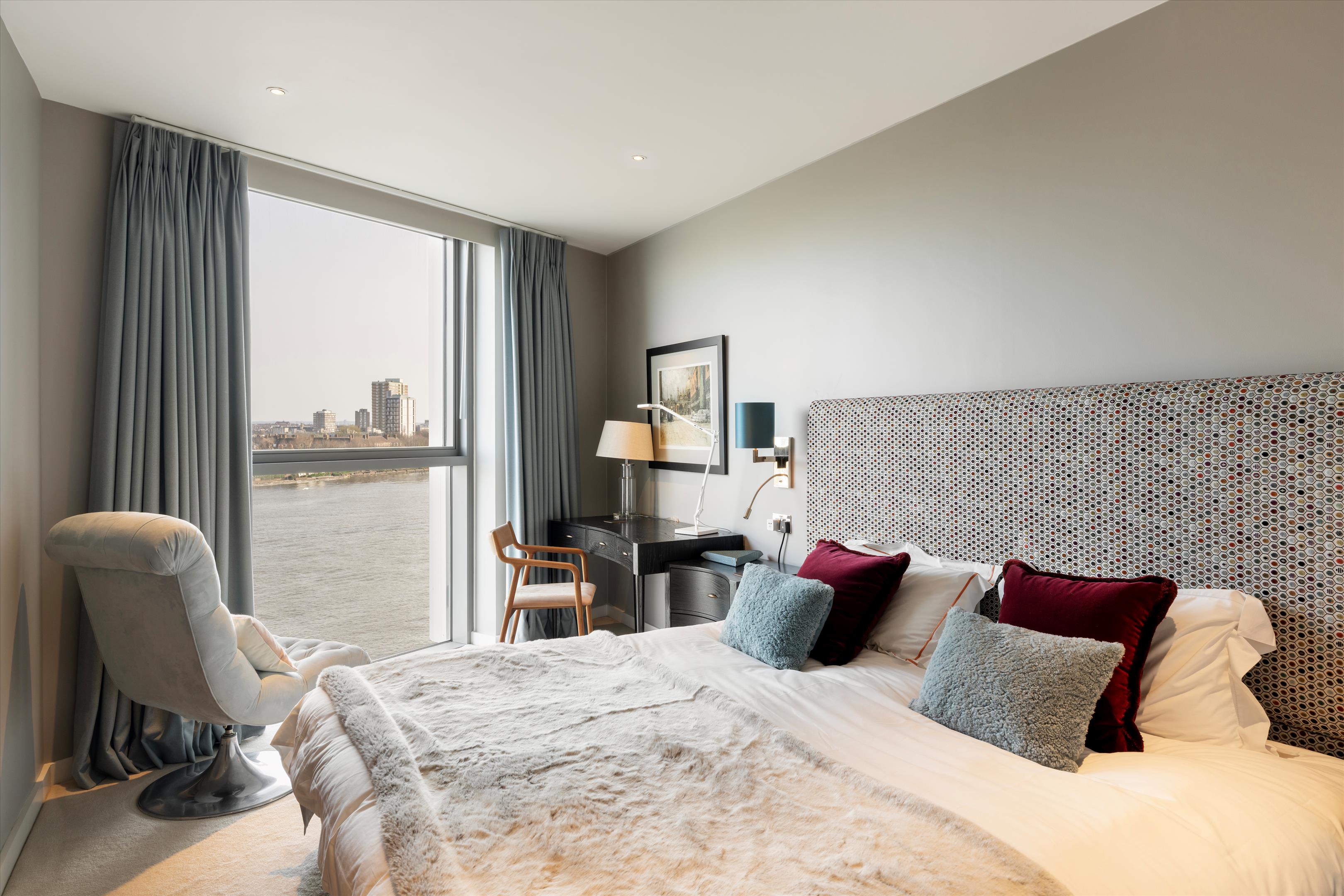 Waterfront Drive, London SW10