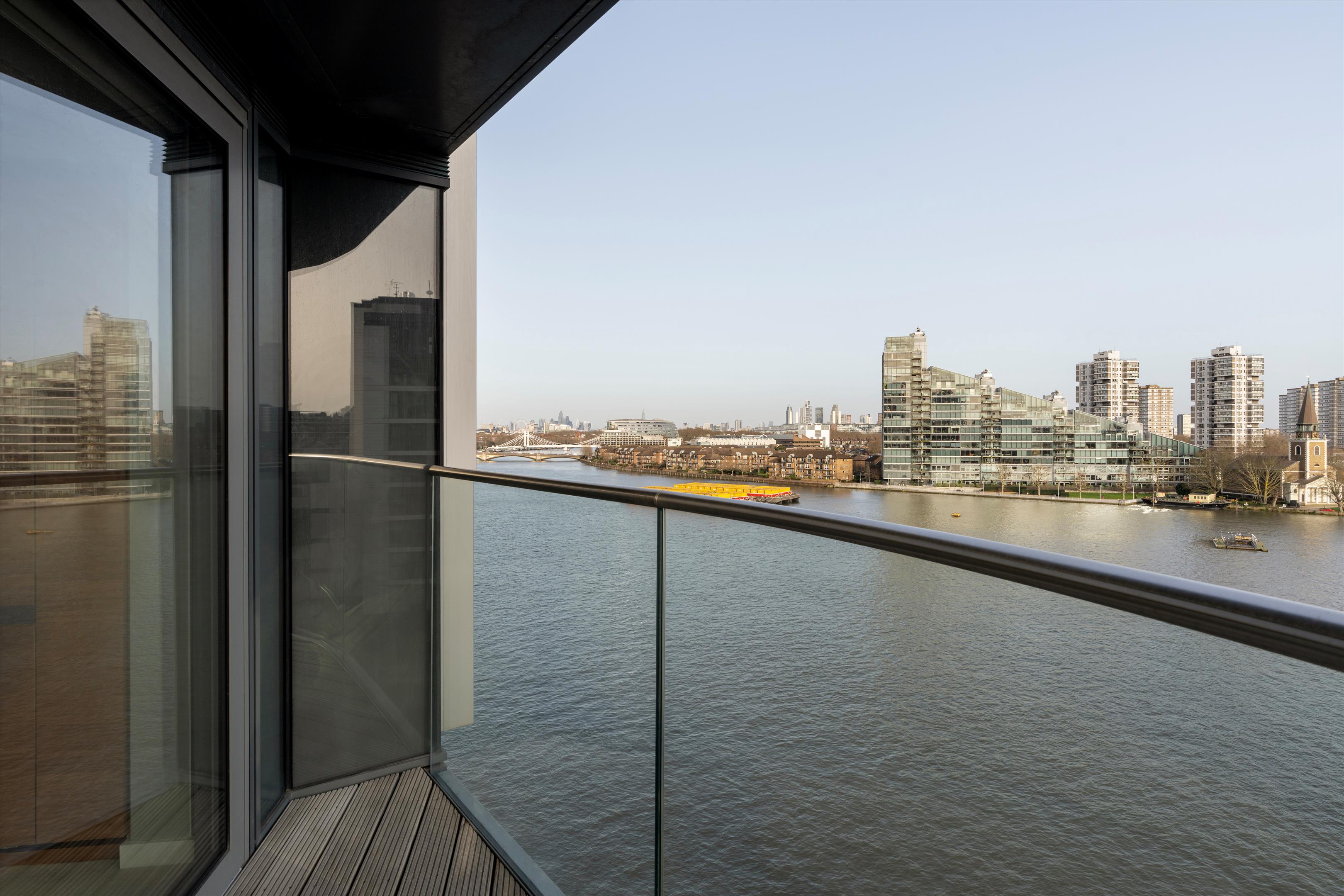 Waterfront Drive, London SW10