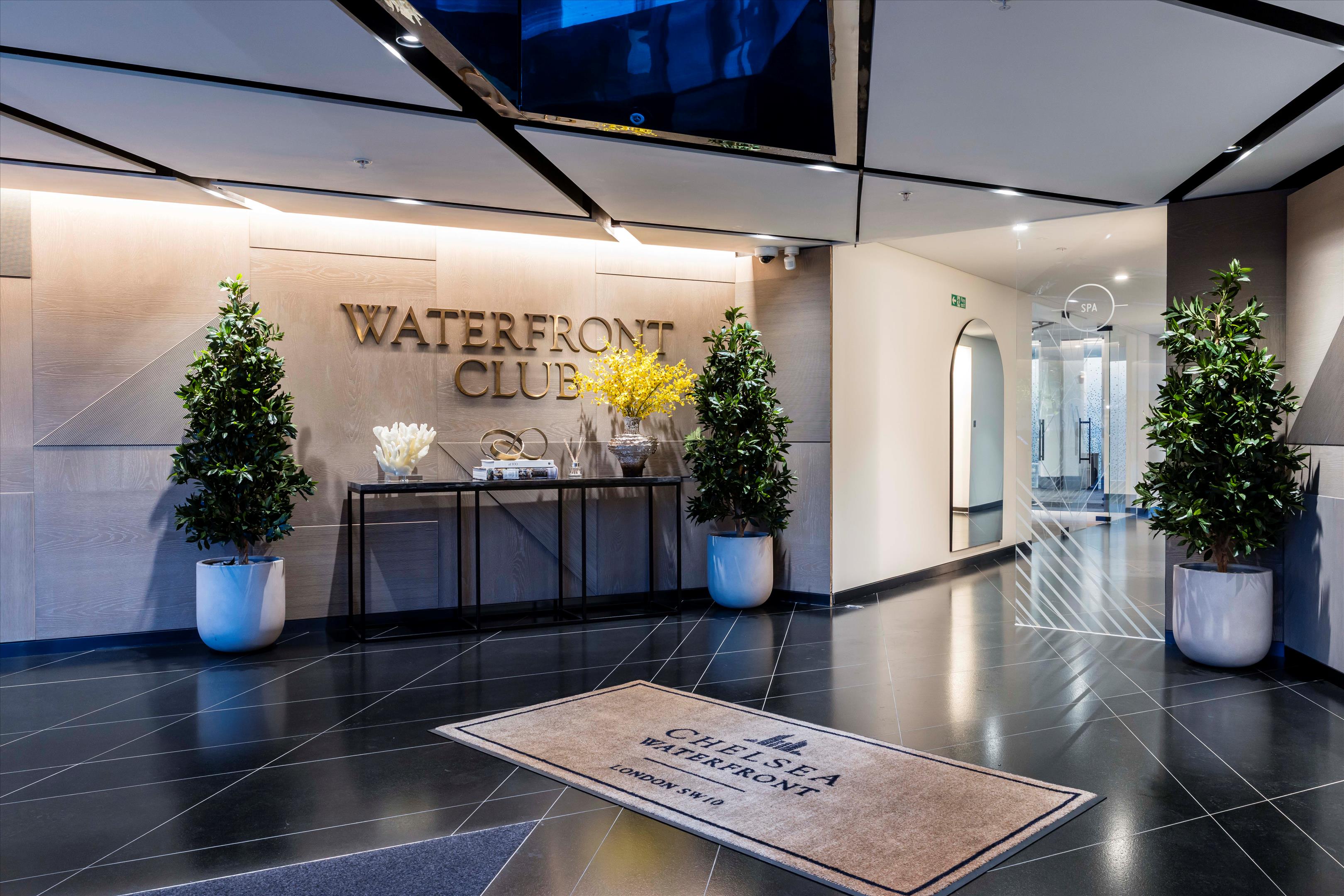 Waterfront Drive, London SW10