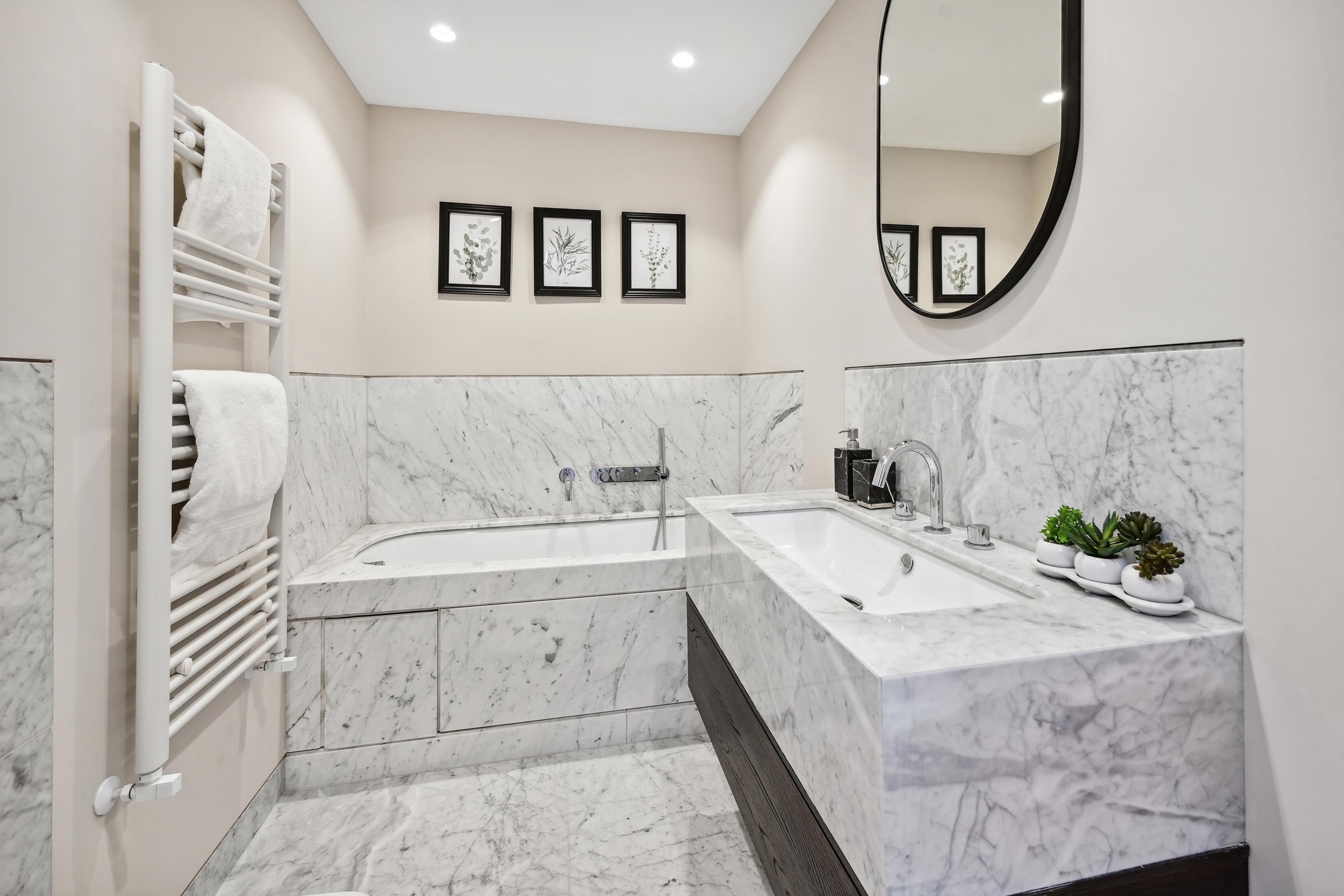 Onslow Gardens, South Kensington, London, SW7