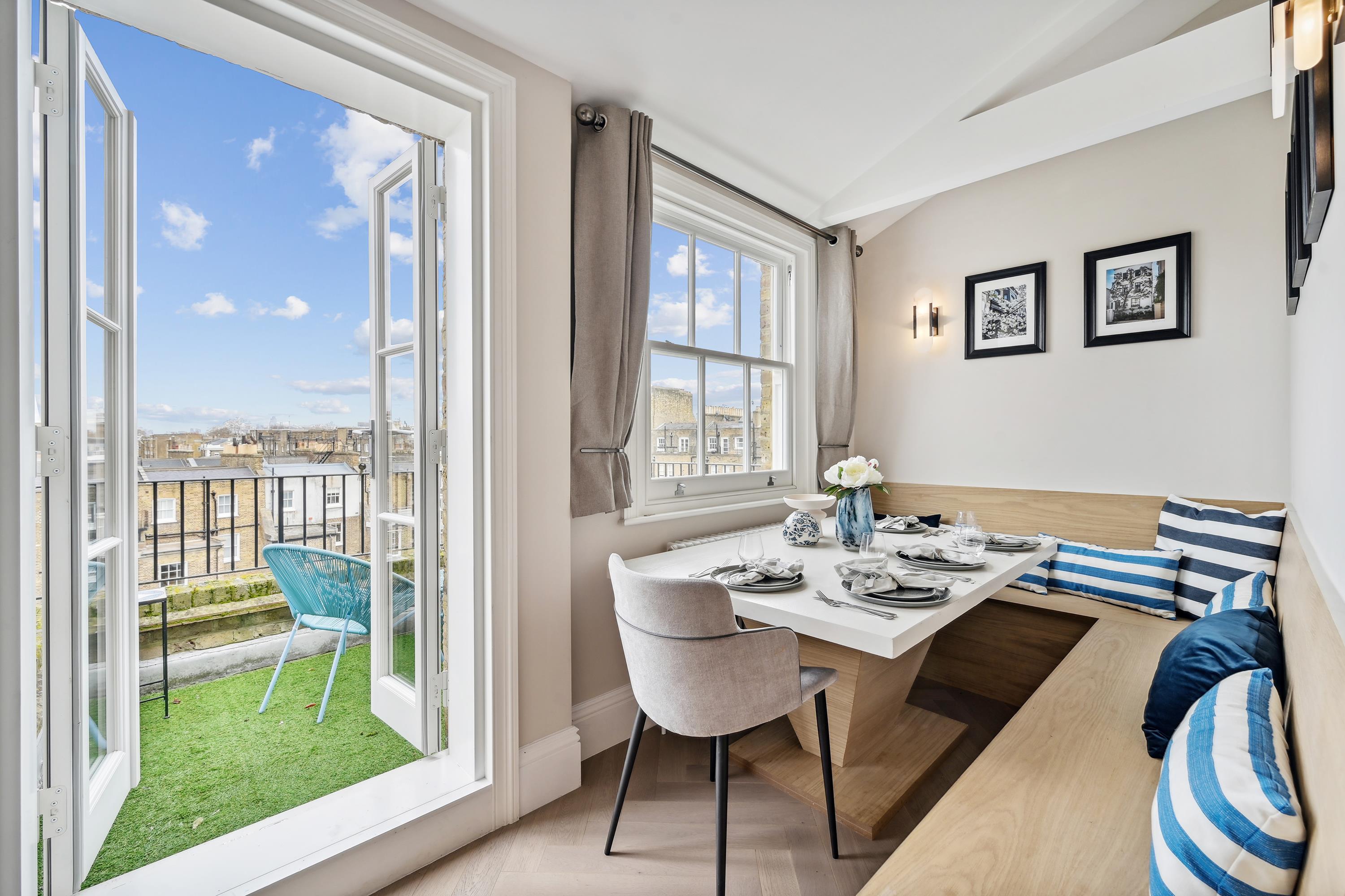 Onslow Gardens, South Kensington, London, SW7