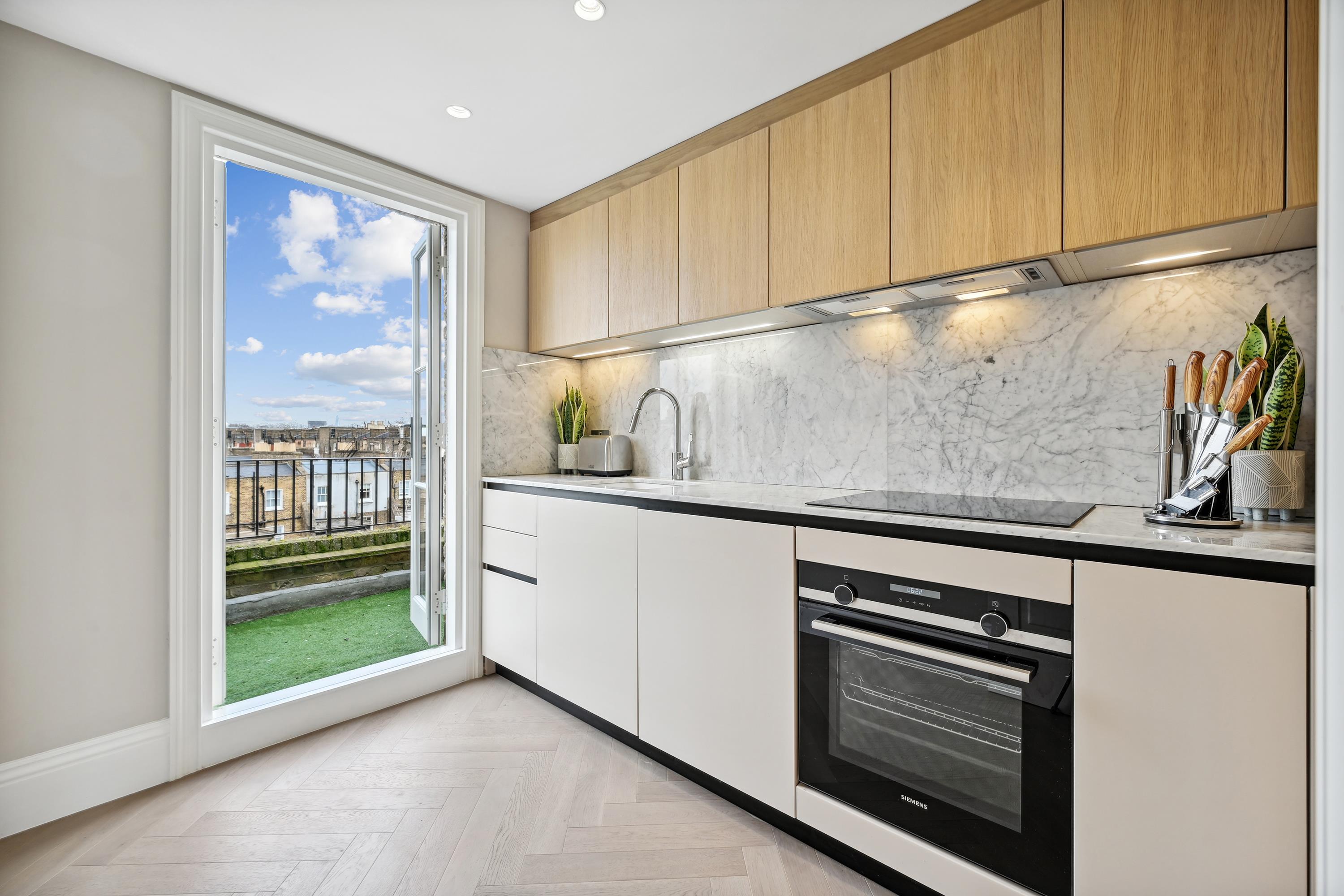 Onslow Gardens, South Kensington, London, SW7