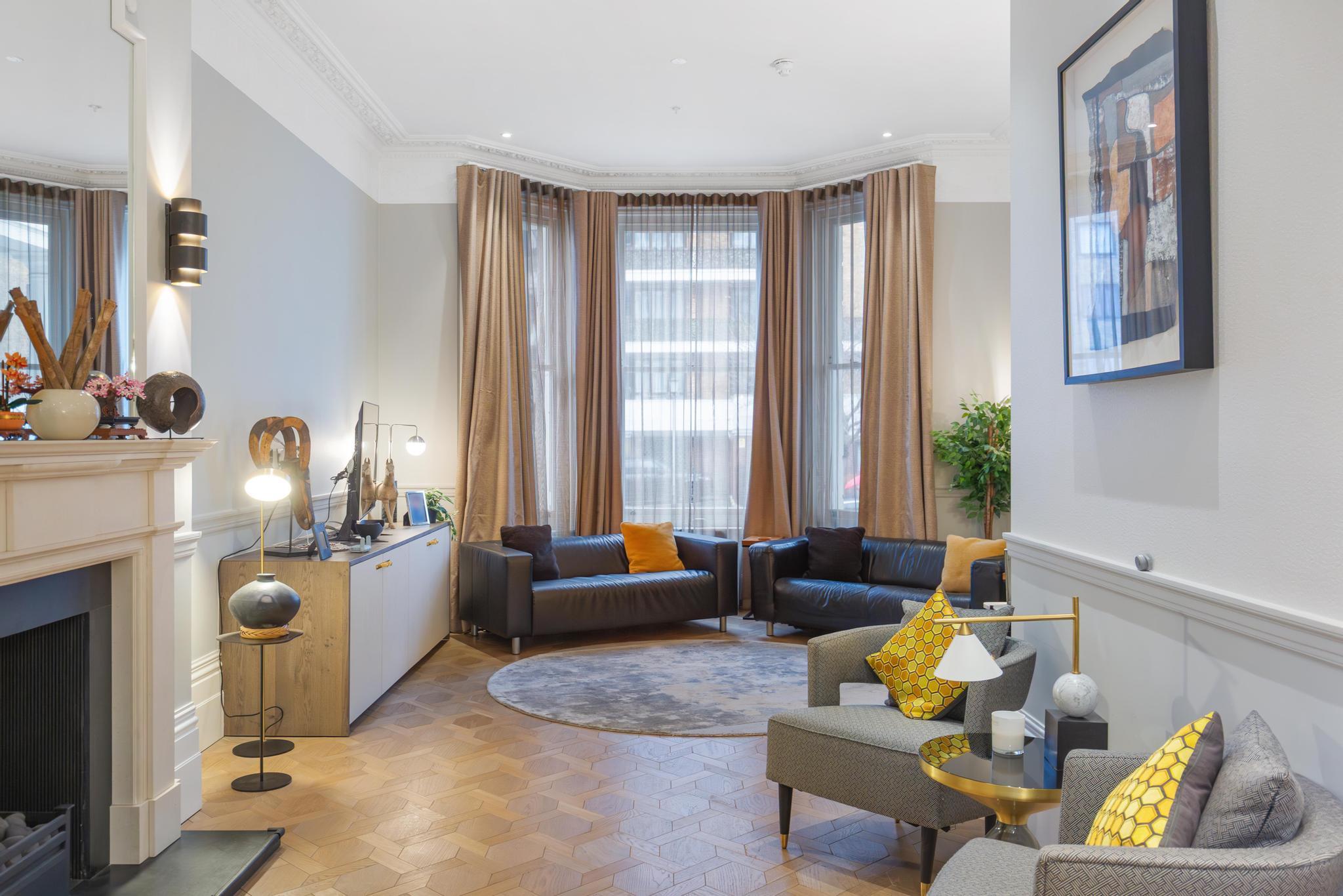 Gloucester Road, South Kensington, London, SW7