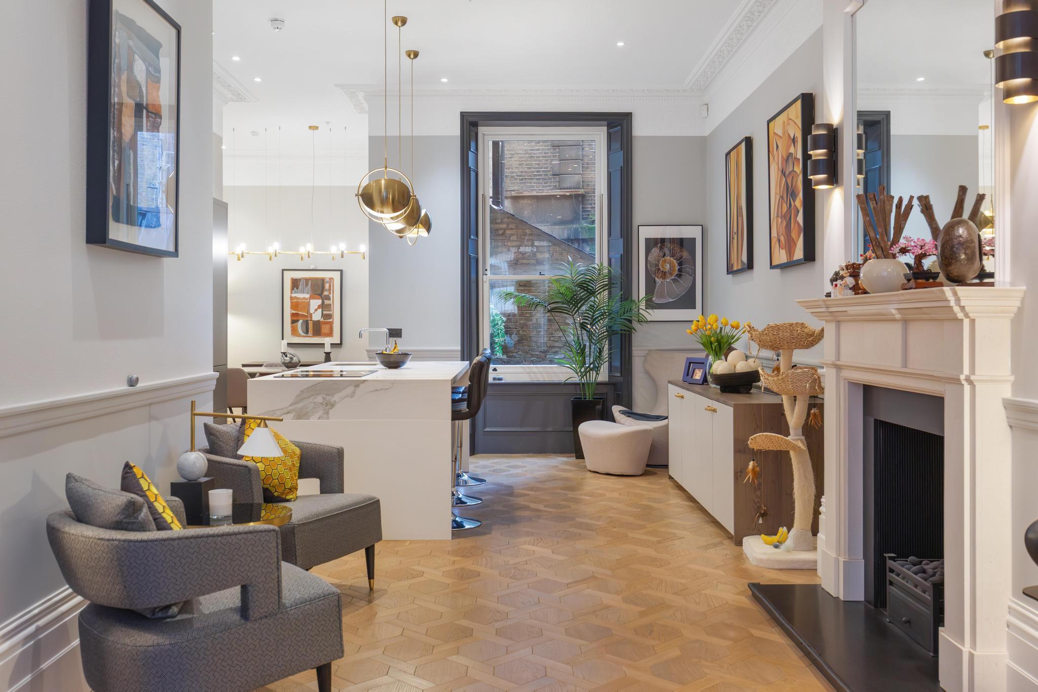 Gloucester Road, South Kensington, London, SW7