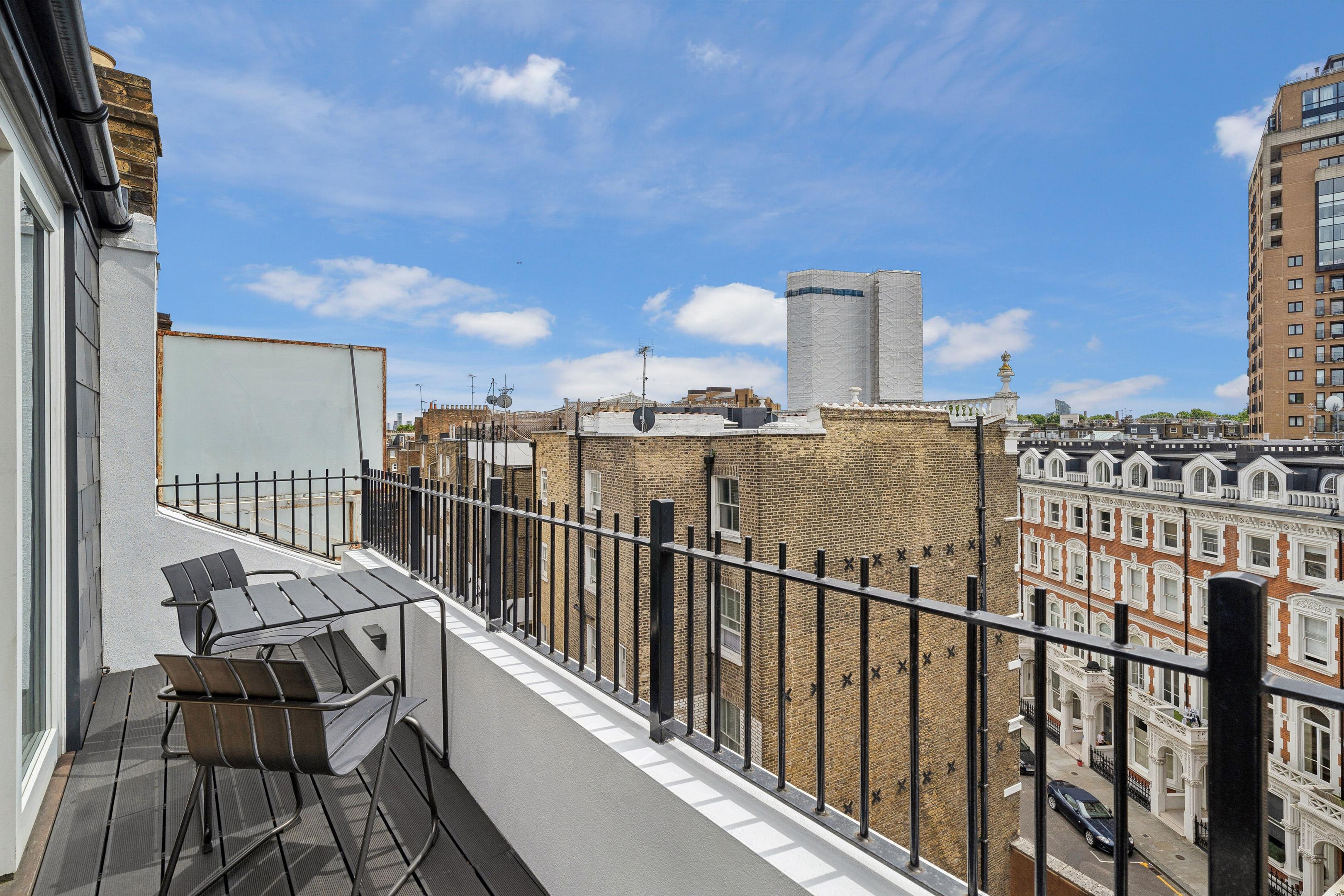 Cornwall Gardens, London SW7
